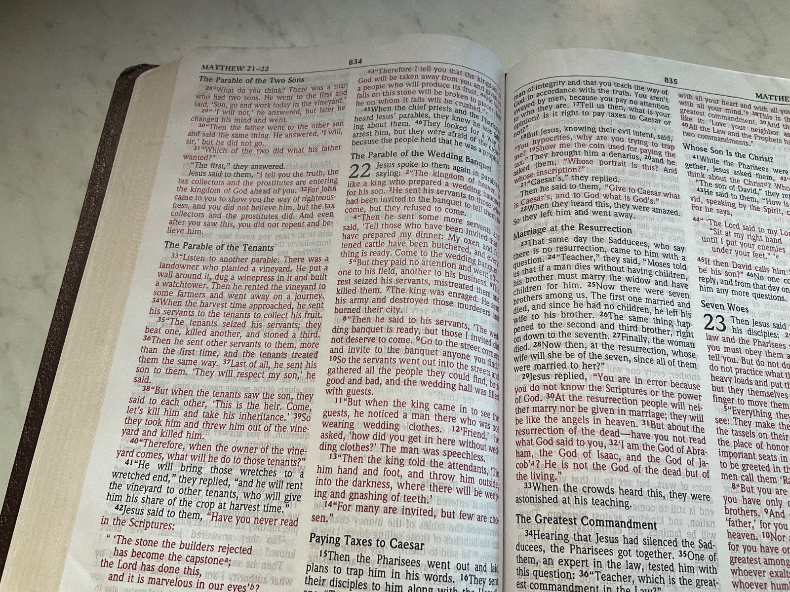 Bible NIV 1984 Large Print Thinline Burgundy Bonded Leather Unmarked Condition