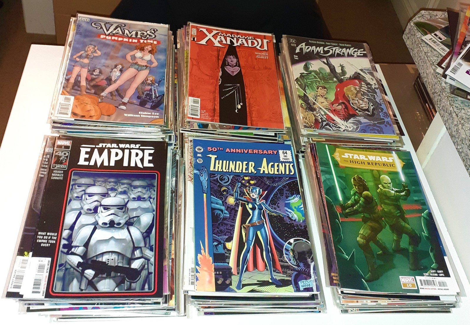 306x Huge COMICS lot 1980s 2000s Hellraiser Elektra Star Wars Hulk Vertigo Epic