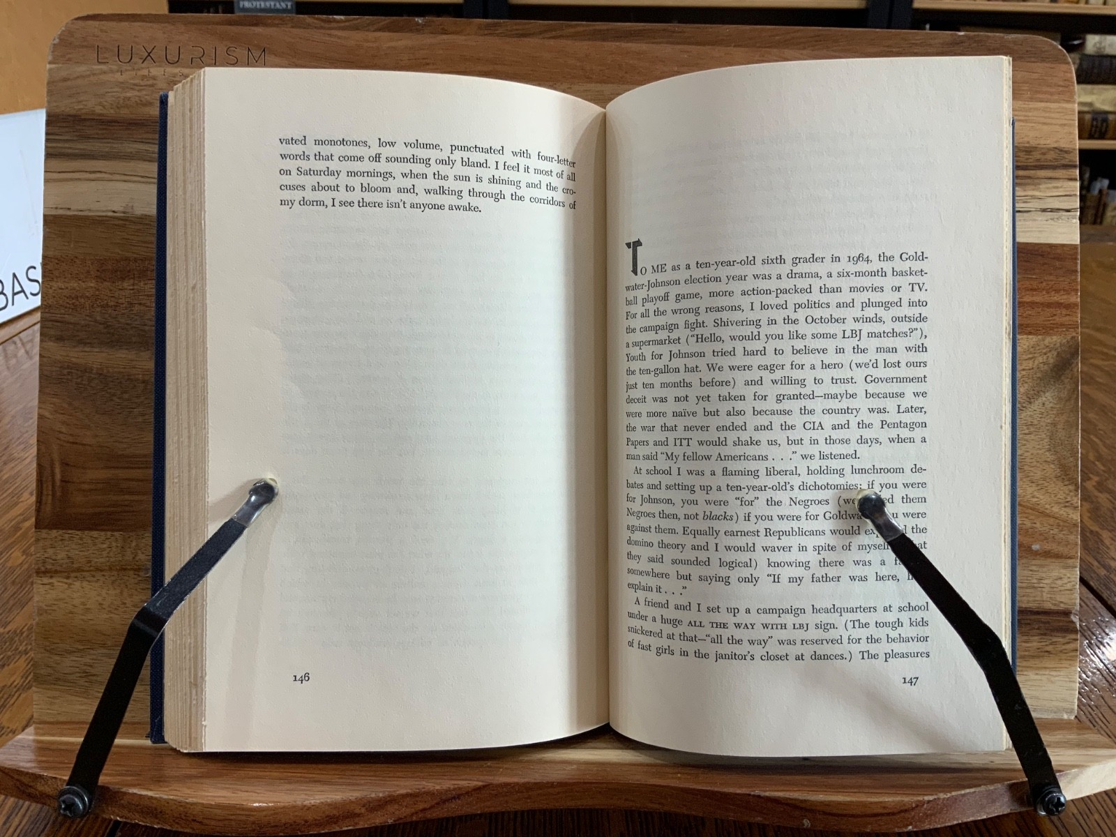 1973 Looking Back 1st Edition Joyce Maynard Inscribed by Author + Doodle!
