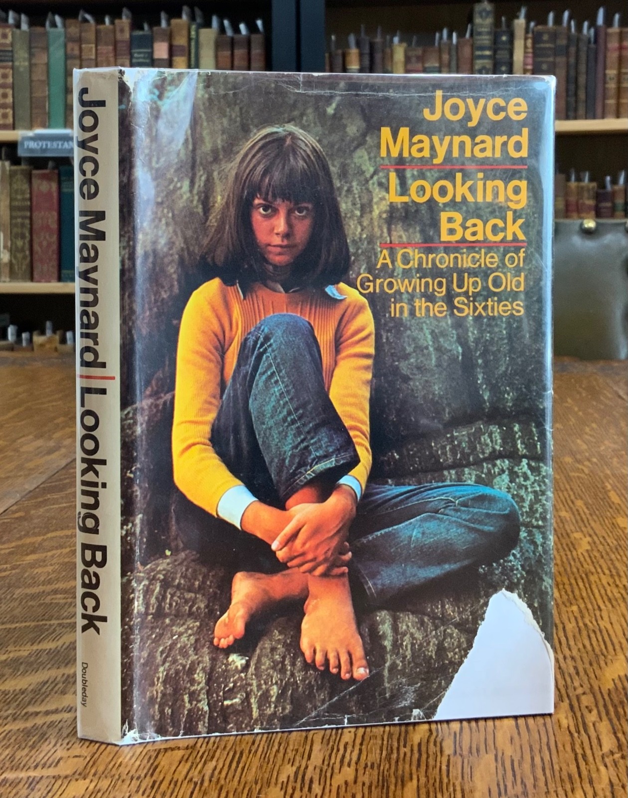 1973 Looking Back 1st Edition Joyce Maynard Inscribed by Author + Doodle!