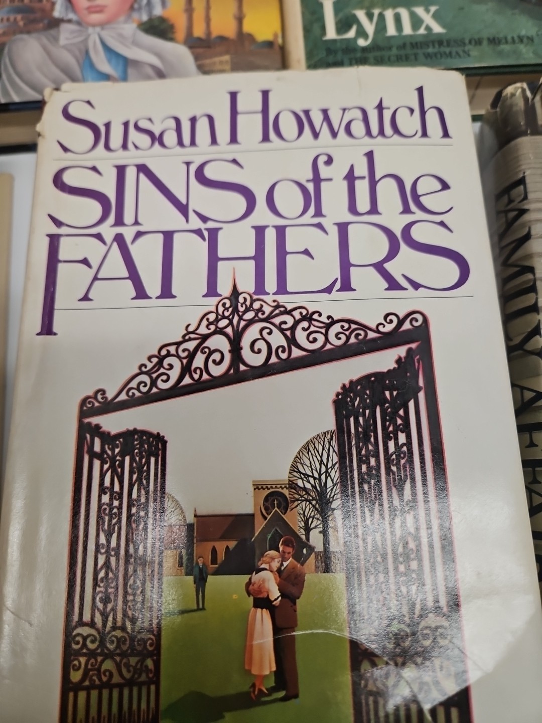 Lot of 8 Total Vintage Hardcover 5 Victoria Holt Gothic Romance And 3 Other
