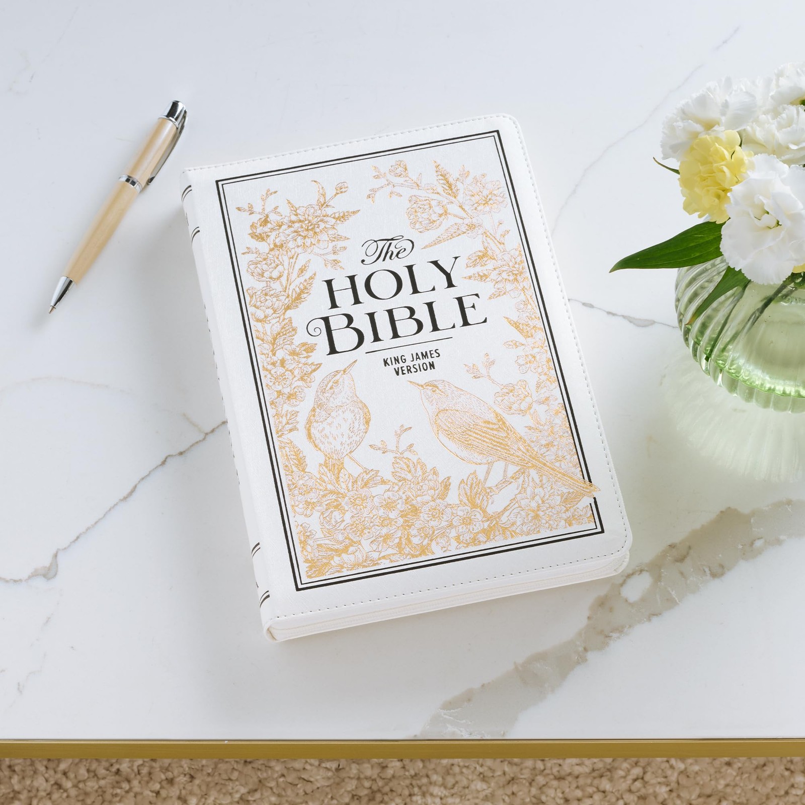 KJV Holy Bible by King James Version Thinline Large Print Vegan Leather Zipper
