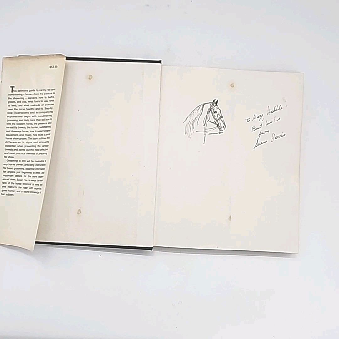 Grooming to Win by Susan E Harris Sighned Horse Husbandry Hardcover 1977 Book