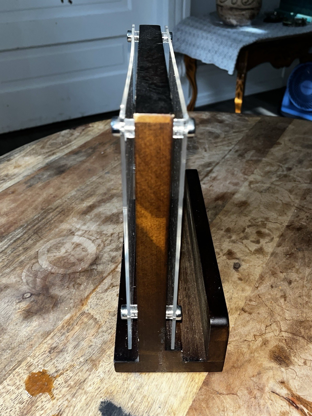 ENOKING Magnetic Kitchen Knife Holder Wood & Acrylic Brown/Clear 11.2in 6.6lb