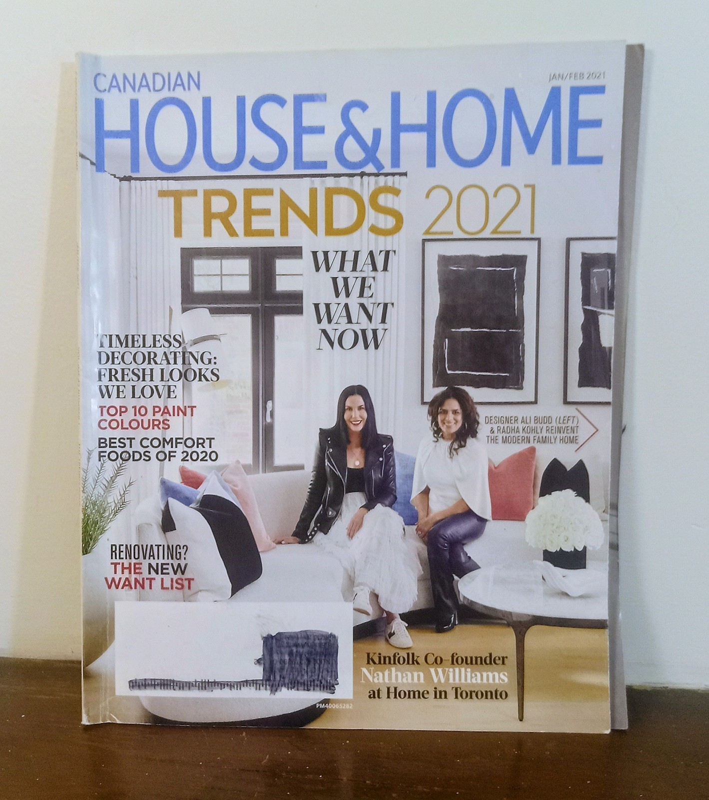 Canadian House & Home Veranda Cottages & Bungalows Magazines Lot 2021-20-17 Dec…