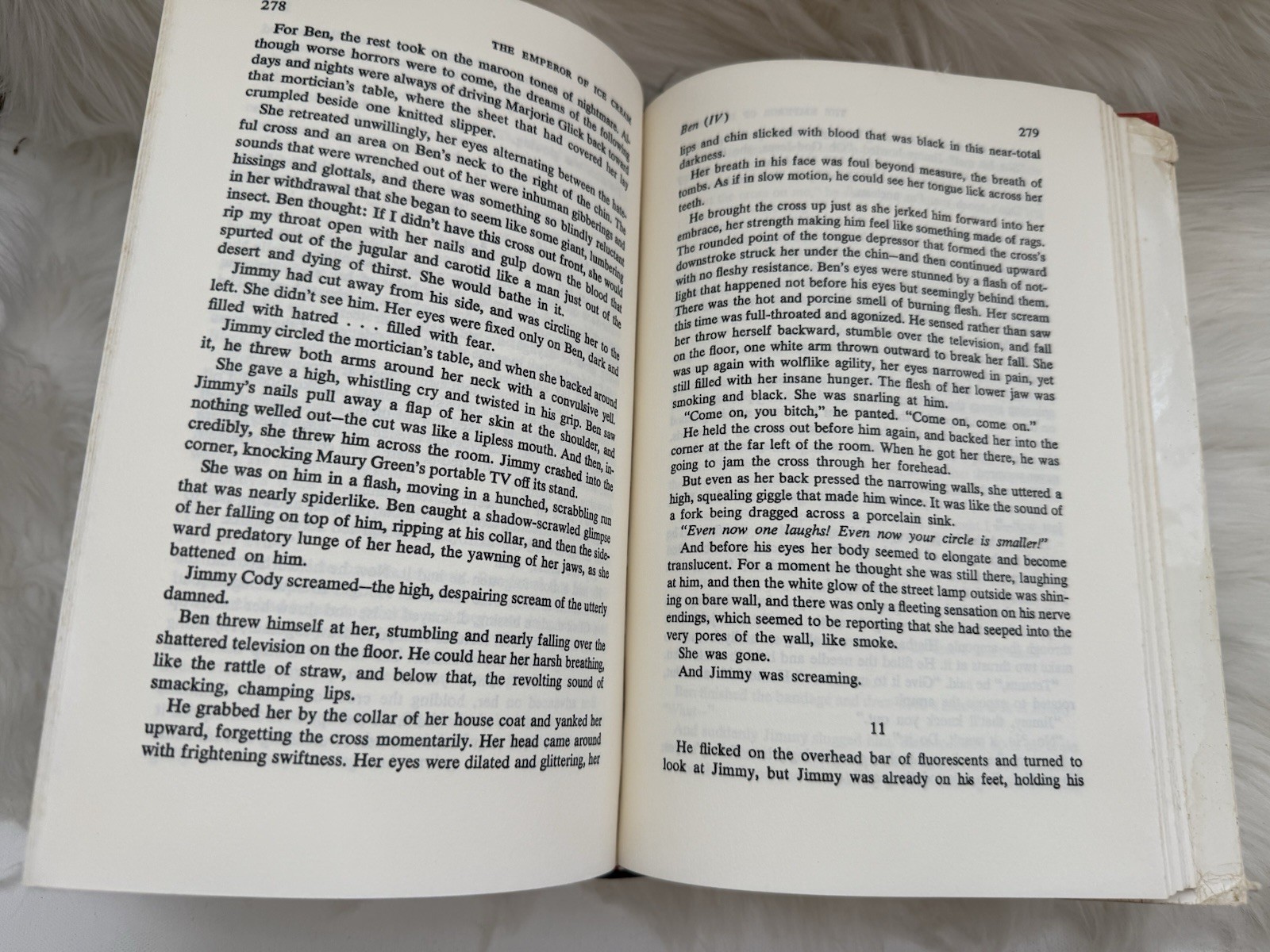 Vintage 1975 Stephen King Salem’s Lot Hardcover