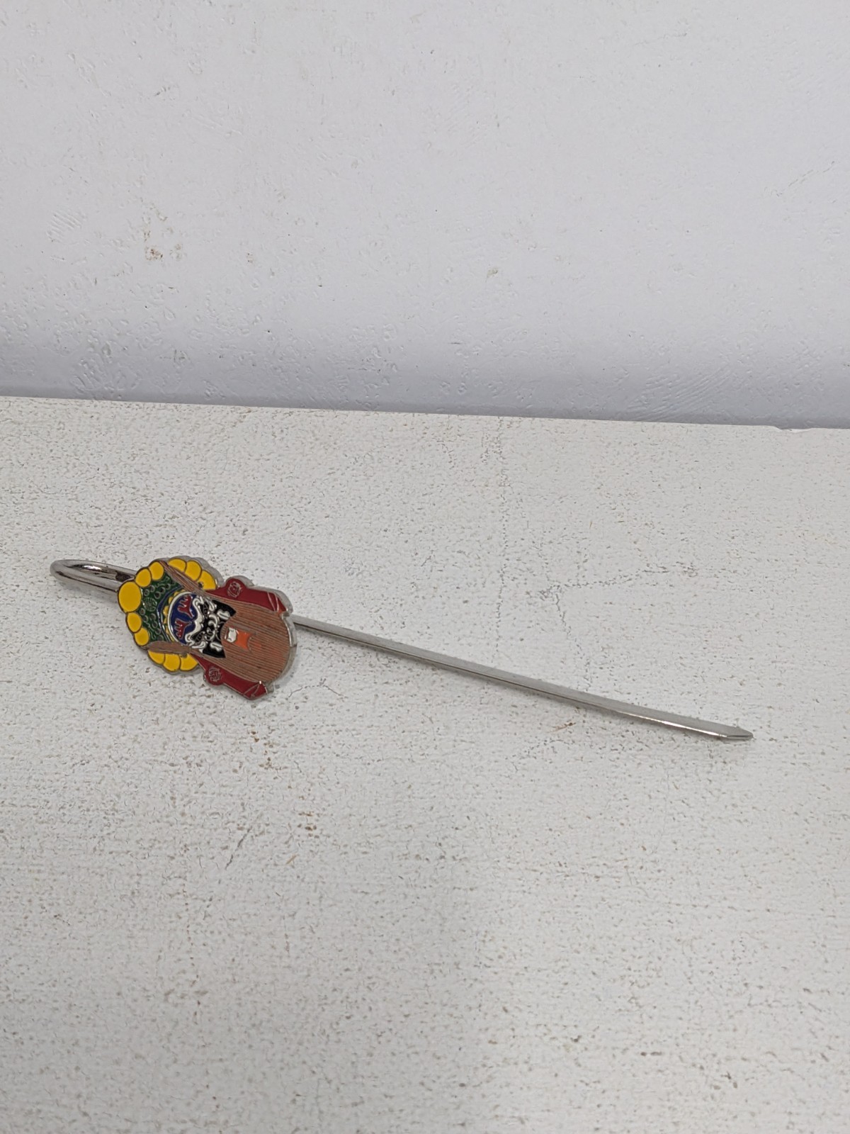 COLLECTIBLE CHINESE OPERA TYPE OF FACIAL MAKEUP BOOKMARK New