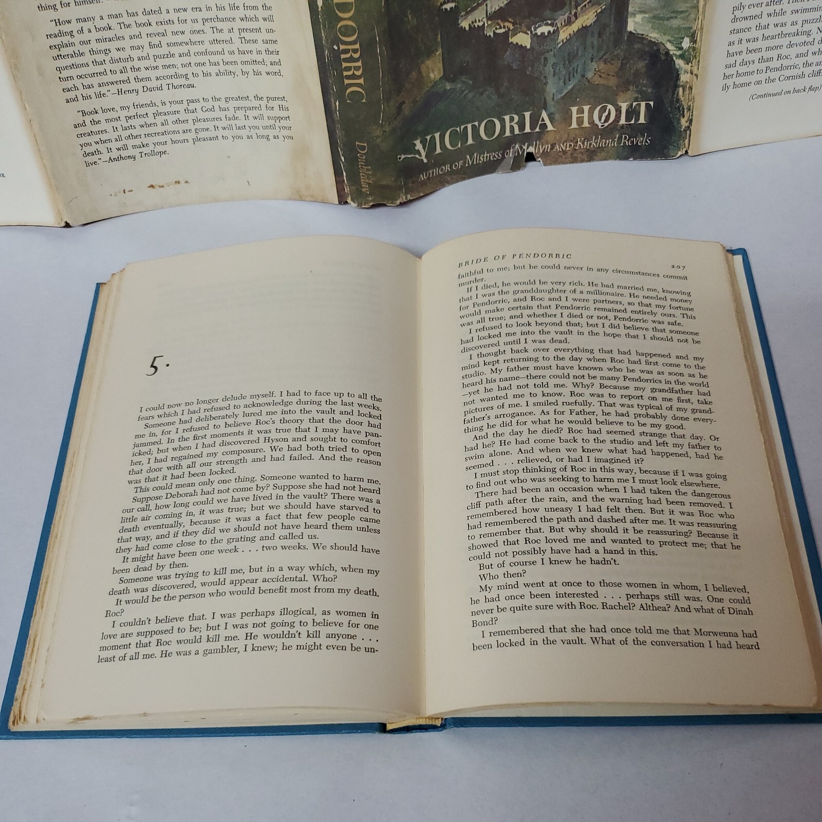 1963 Victoria Holt BRIDE OF PENDORRIC Book Club Edition Hardcover Dust Jacket
