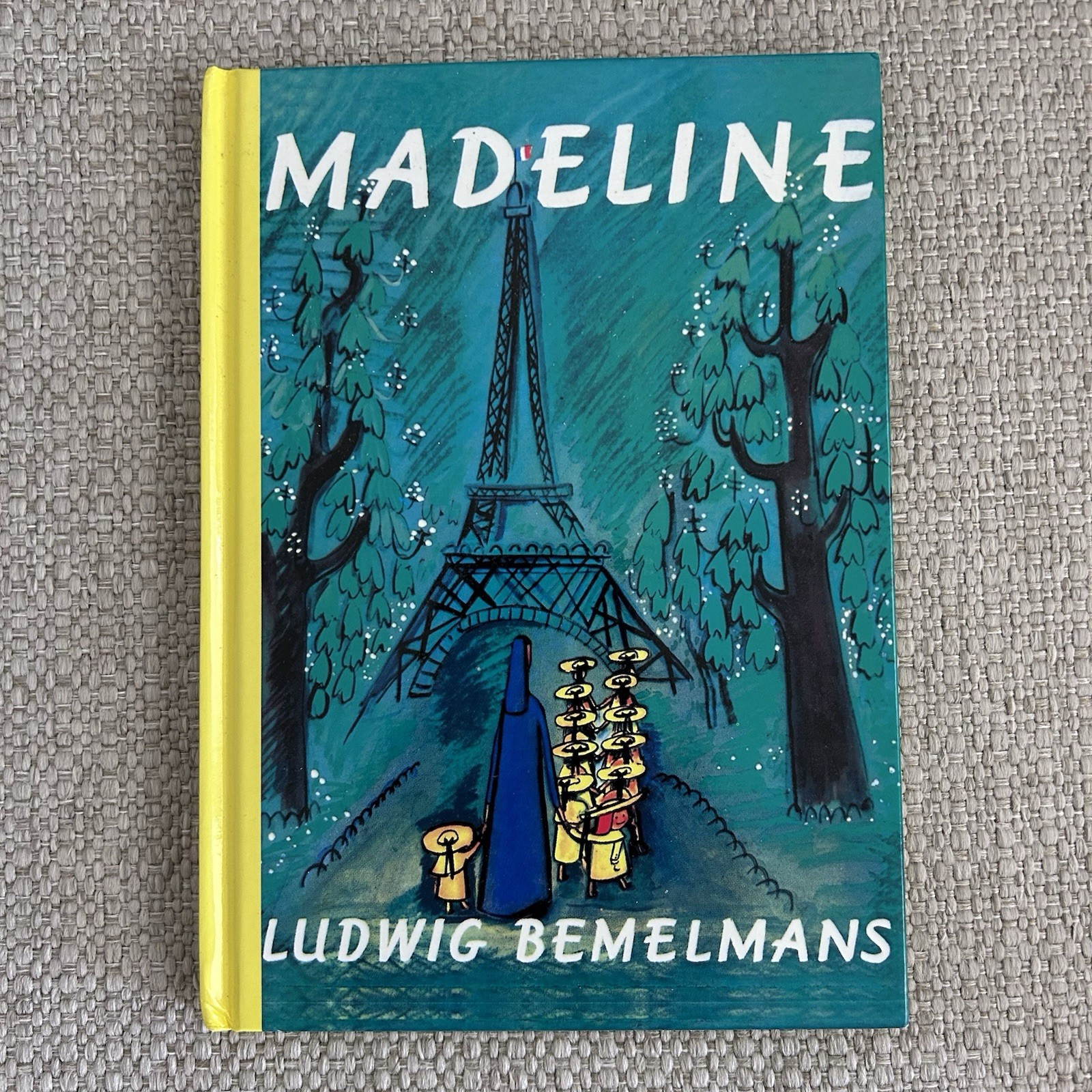 ✨4 Vintage 1992 MADELINE BOOK LOT By Ludwig Bemelmans – Small Hardcover