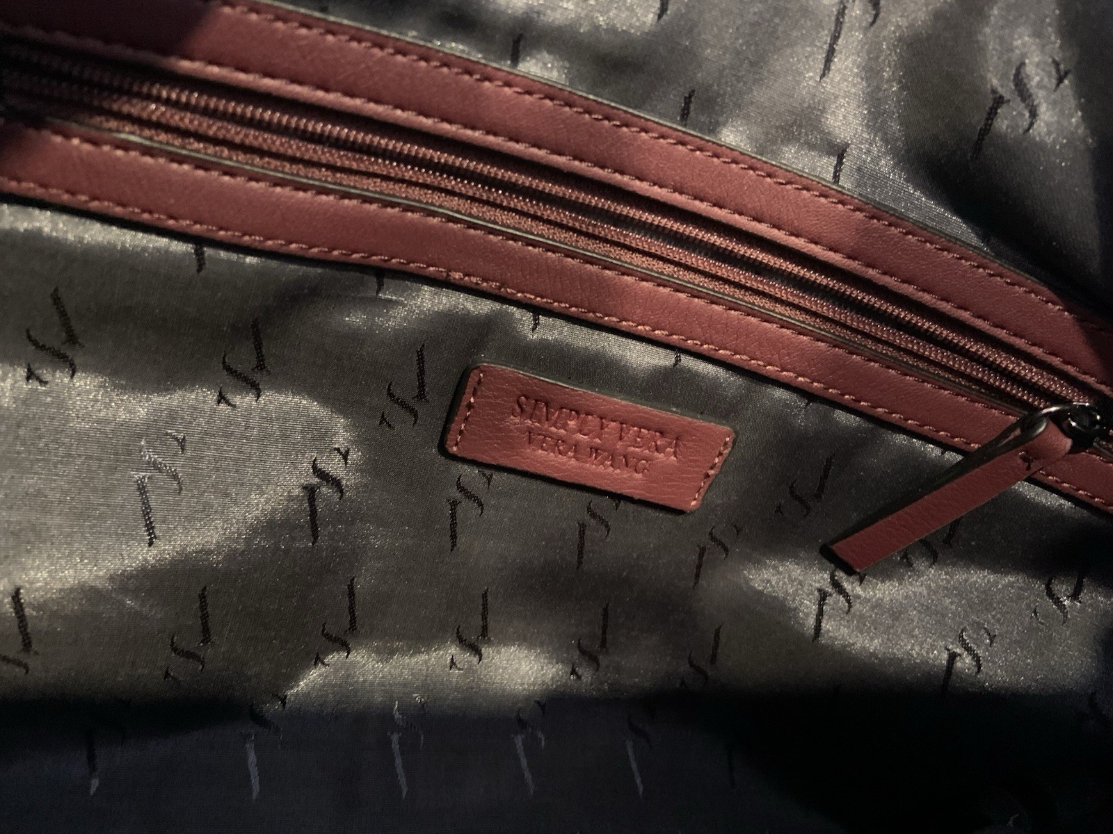 SIMPLY VERA By VERA WANG Burgundy Vegan Leather Hobo Shoulderbag Side Zip Pockts