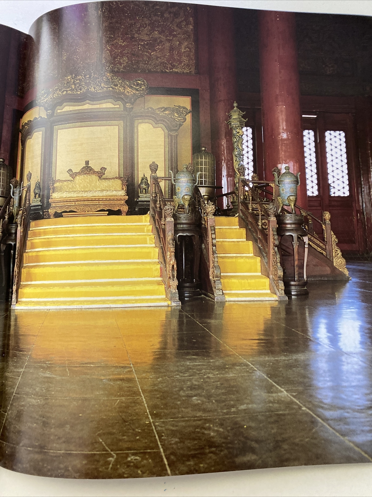 The Forbidden City Book English & Chinese 136 Pages Color