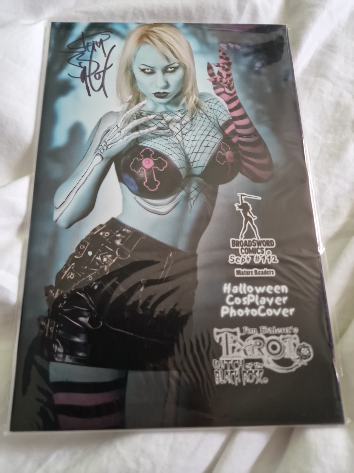 TAROT WITCH OF THE BLACK ROSE #112 COSPLAY PHOTO COVER SIGNED SEPT 2018