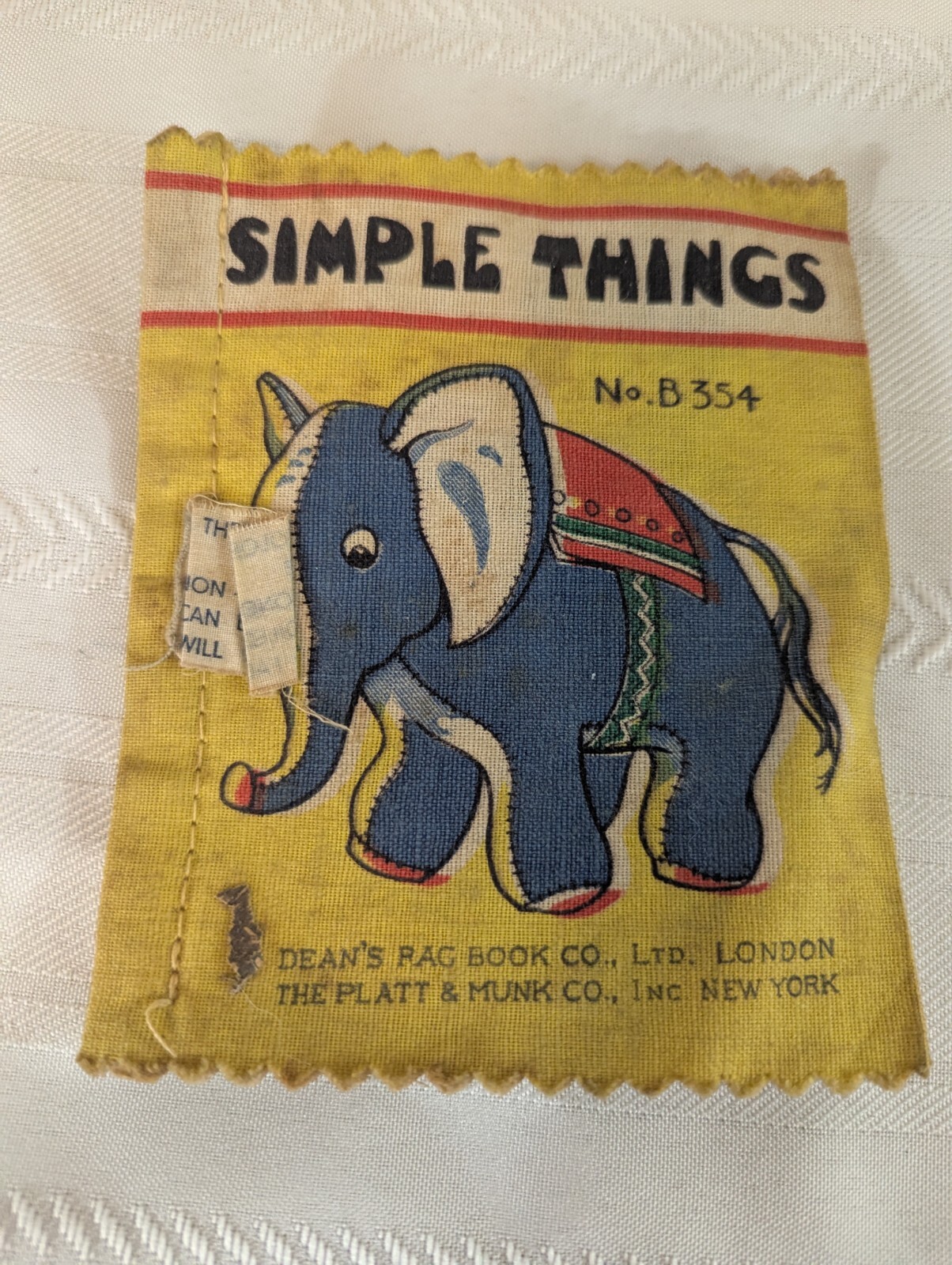 Simple Things Rag Book Dean’s Rag Book Co. London 5″L
