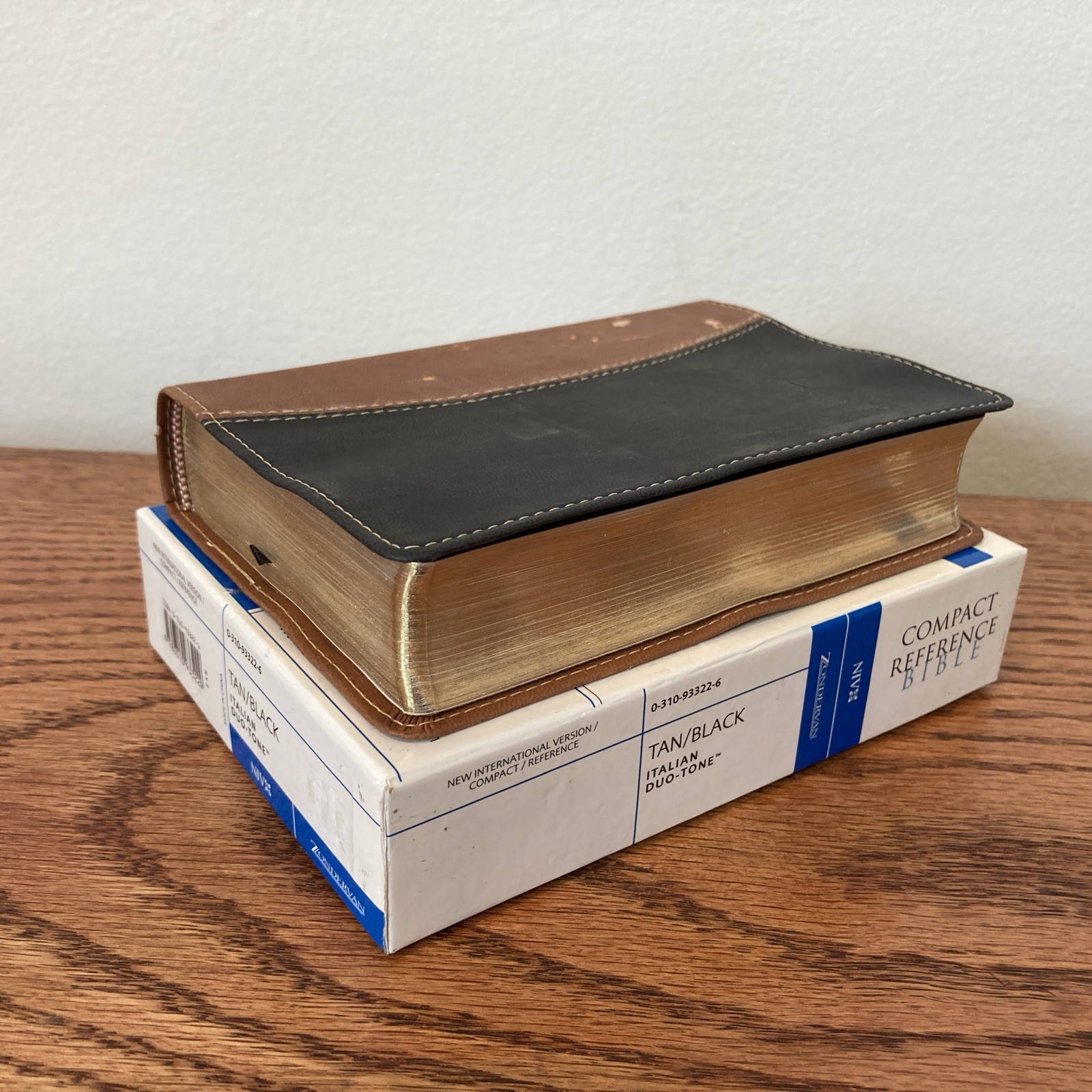 1984 NIV Compact Bible | Center Column references | Red Letter Bible
