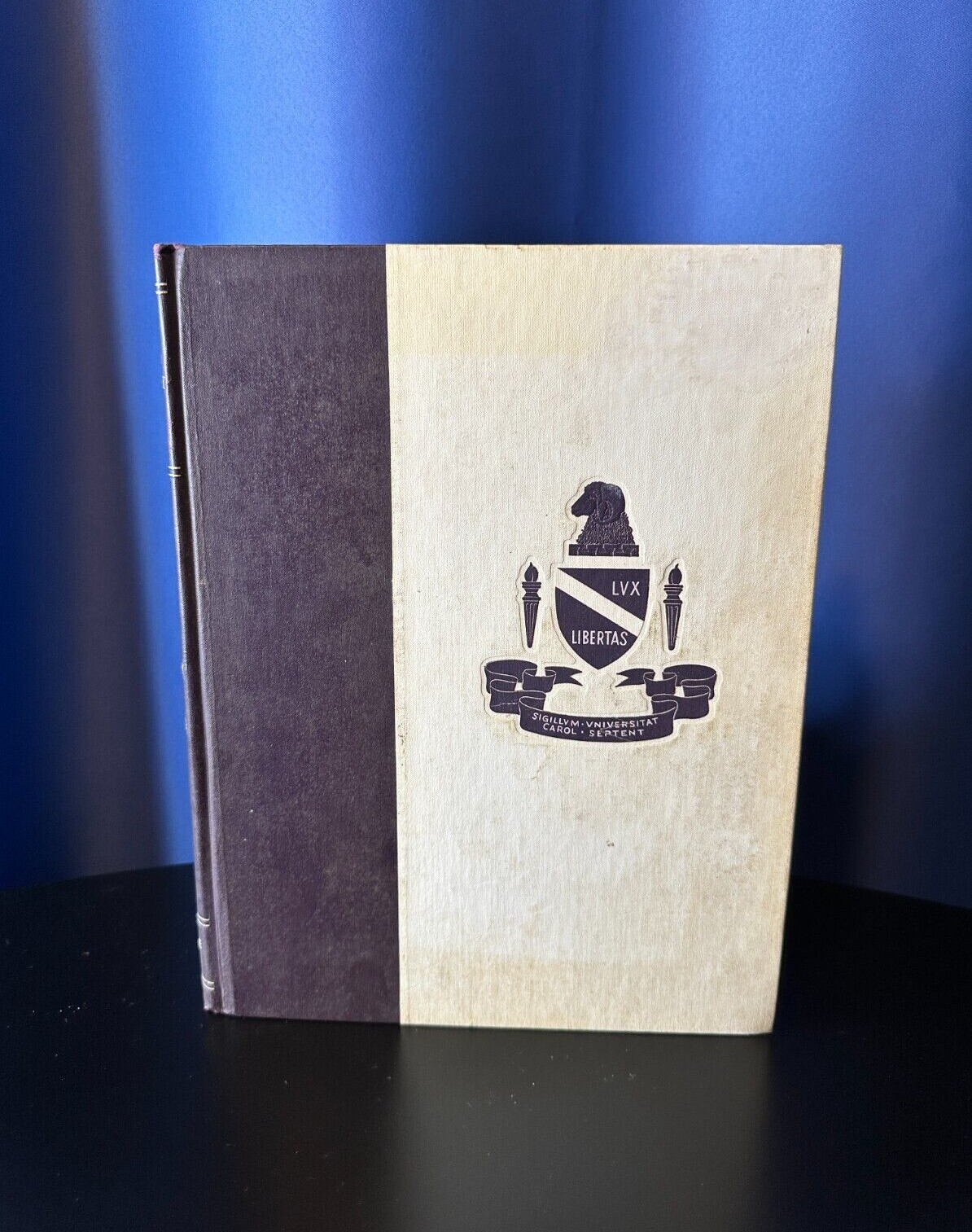 1962 College Yearbook – University of North Carolina at Chapel Hill – 448 Pages