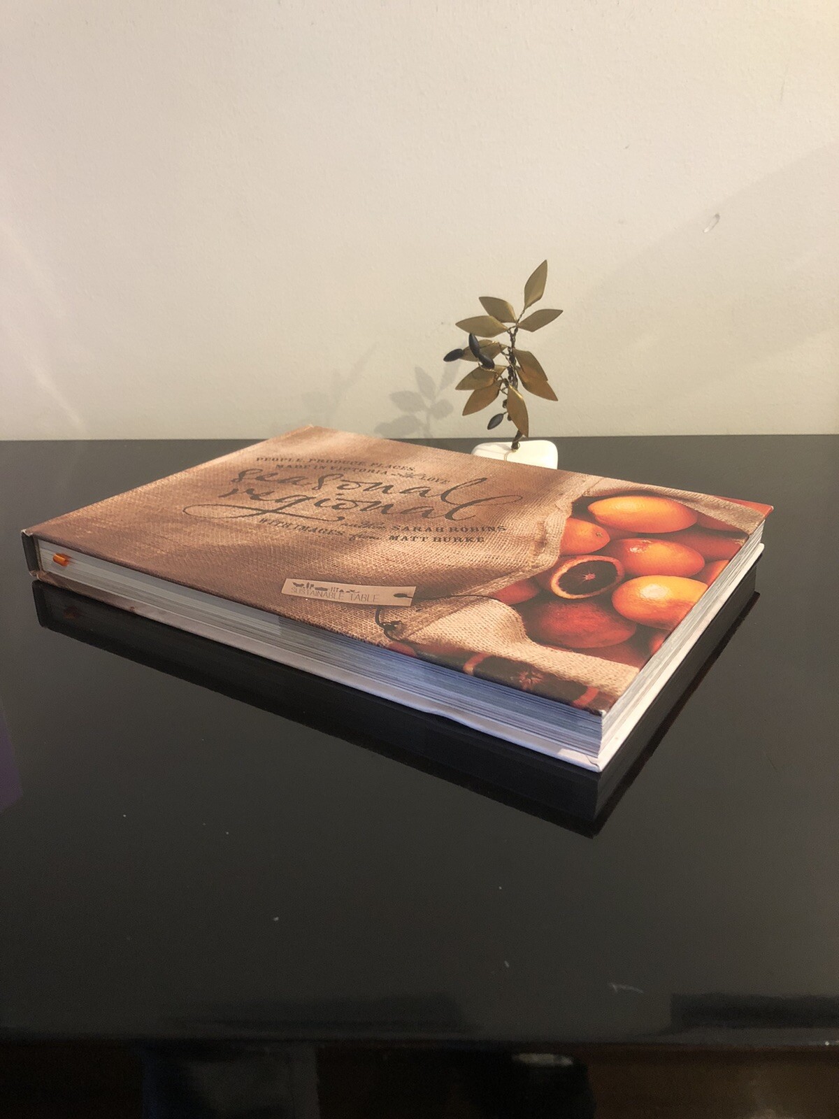 🇦🇺Signed Copy Seasonal Regional Made In Victoria Sarah Robins 2012 First Ed.