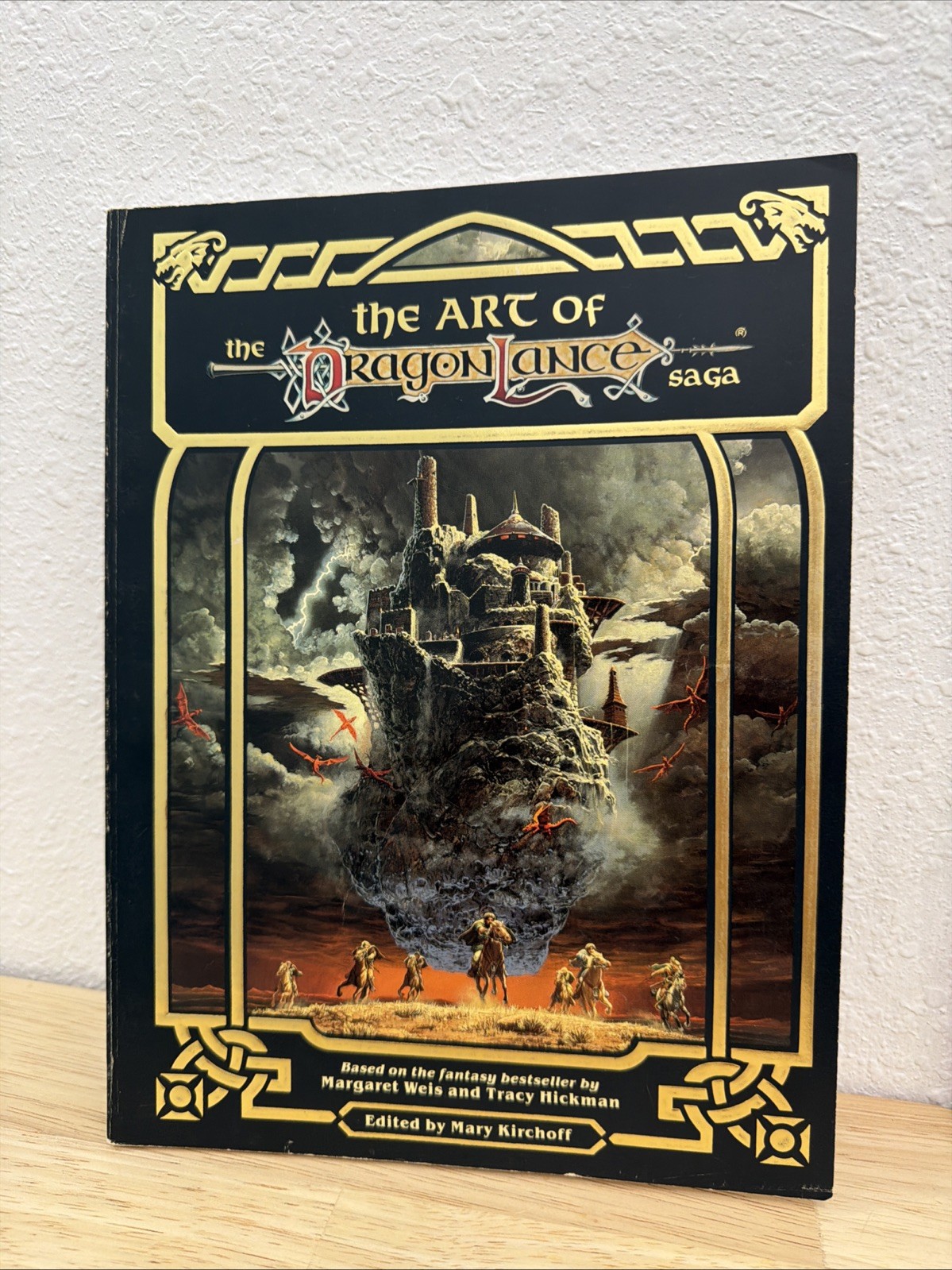 Vintage 1987 The Art of the Dragon Lance saga. Great condition.