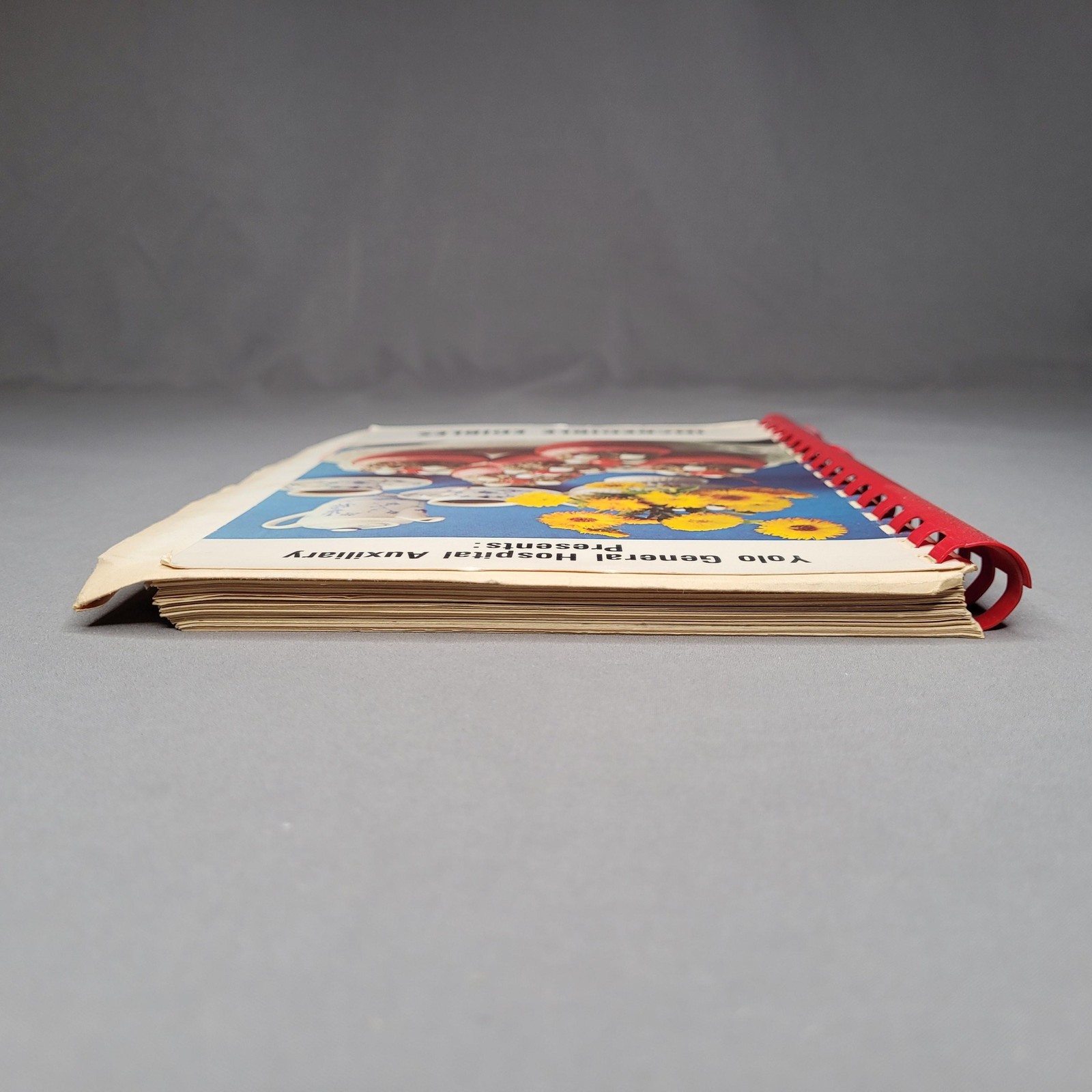 Vintage Yolo General Hospital Auxiliary Incredible Edibles Cookbook Woodland CA