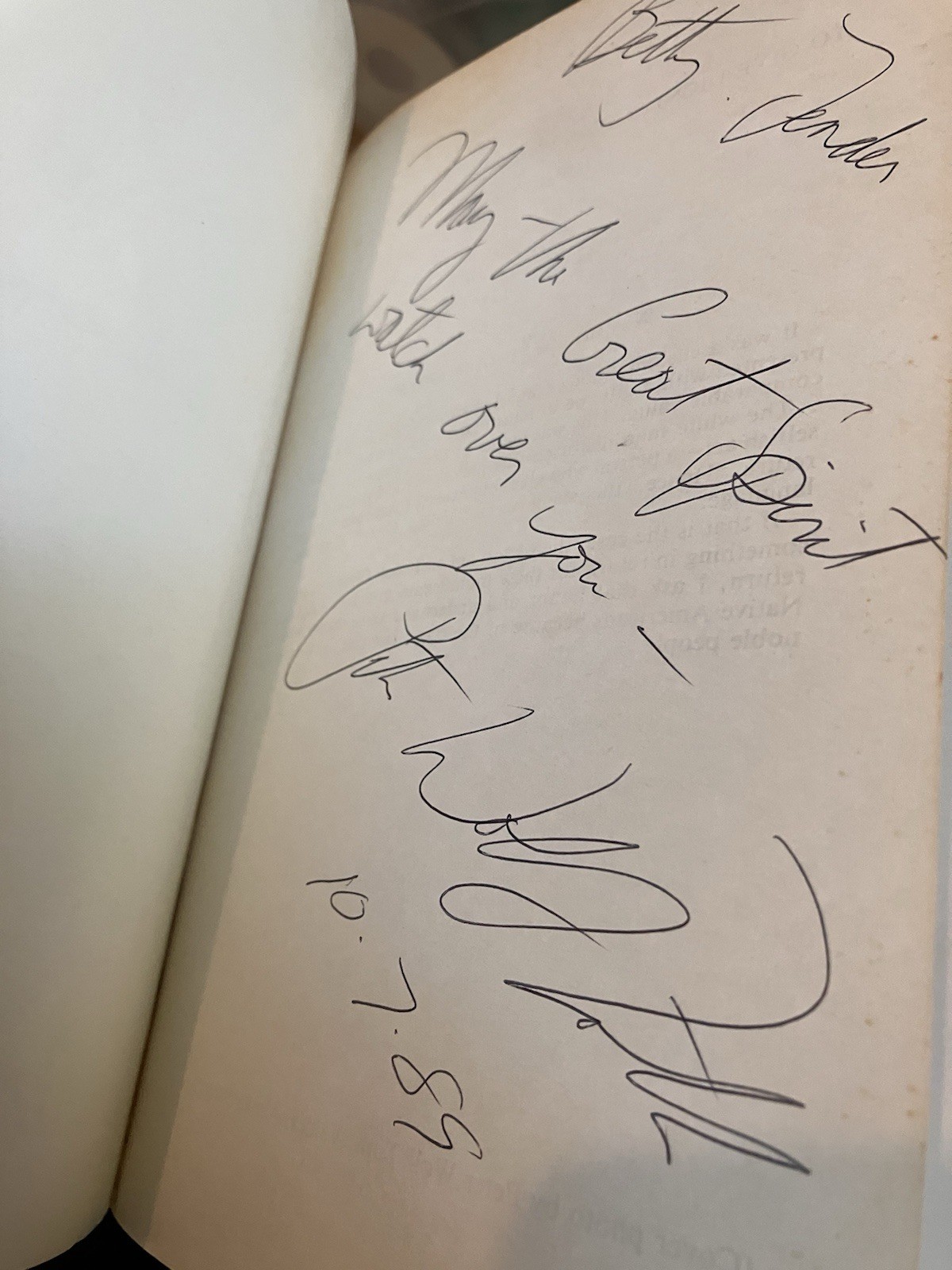 INDIAN GIVER by Peter Wolf Toth Inscribed 1988 Softcover 6th Edition Near Fine