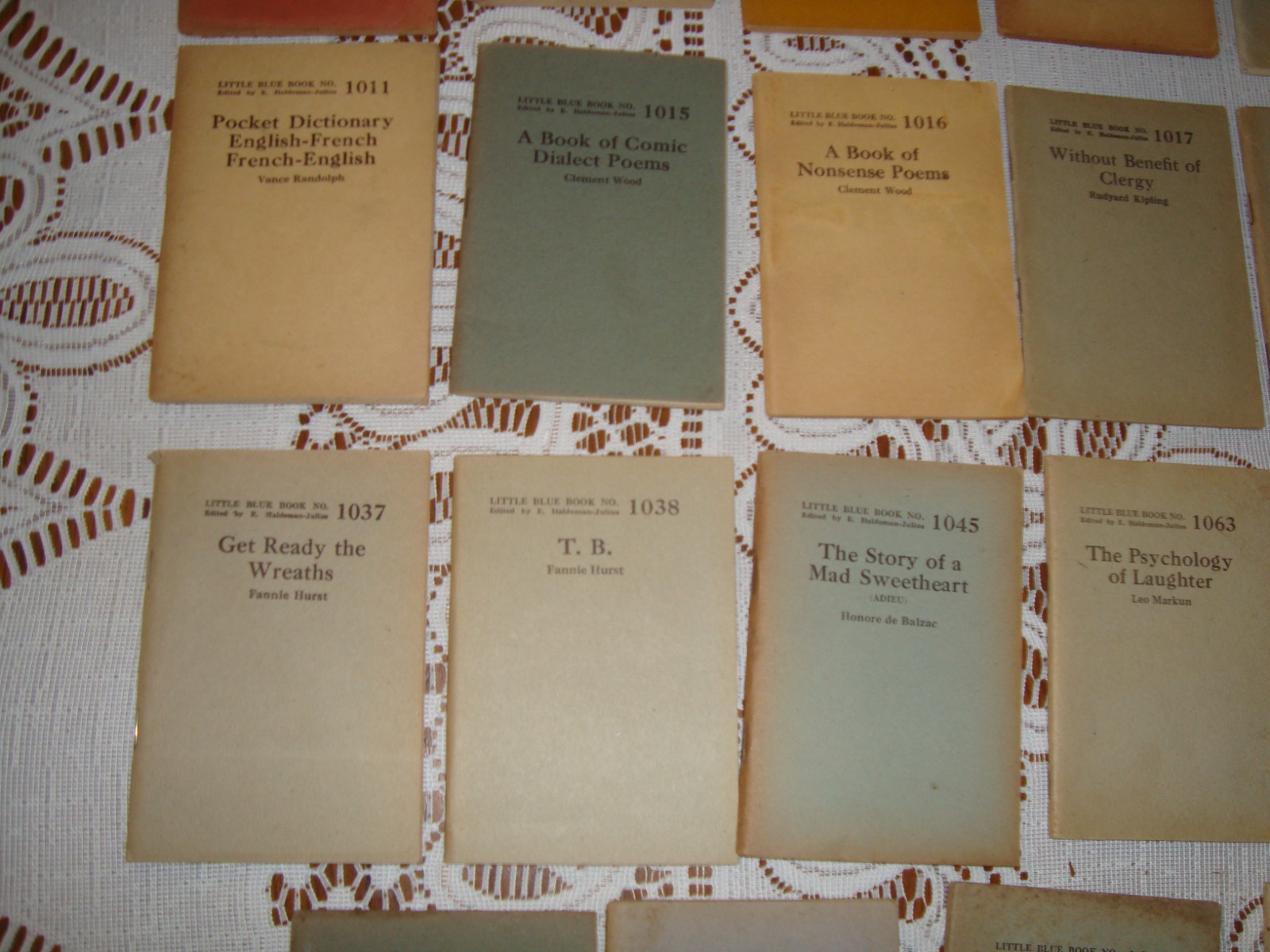 22 Little Blue Books, # range 1002 to 1097, VG condition