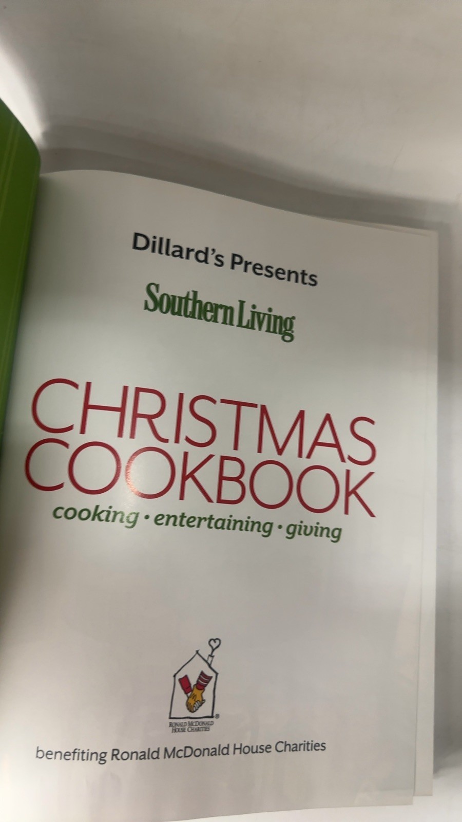 Year-Round Celebrations / Christmas Cookbook Hardcover Special edition presen…
