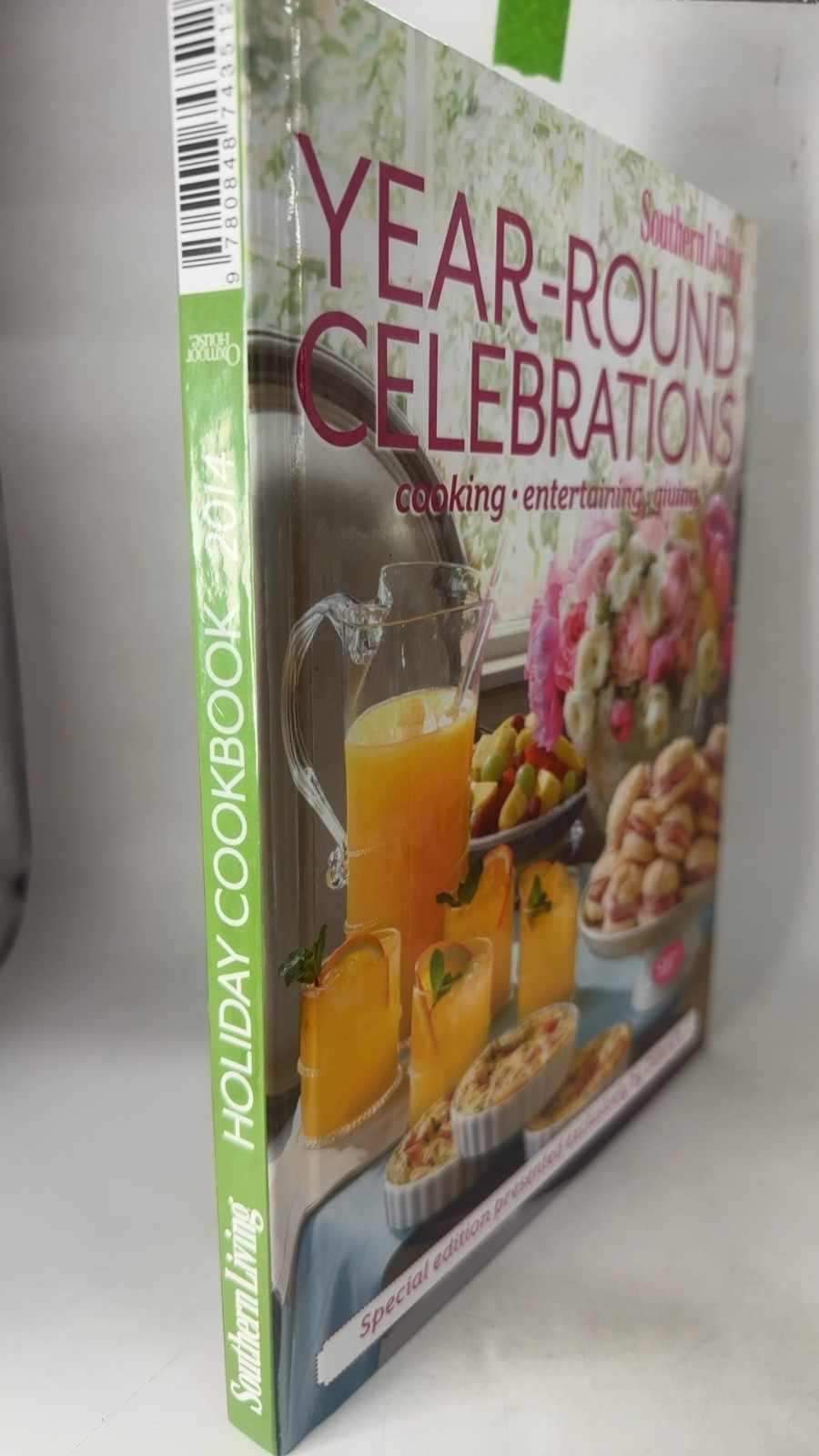 Year-Round Celebrations / Christmas Cookbook Hardcover Special edition presen…