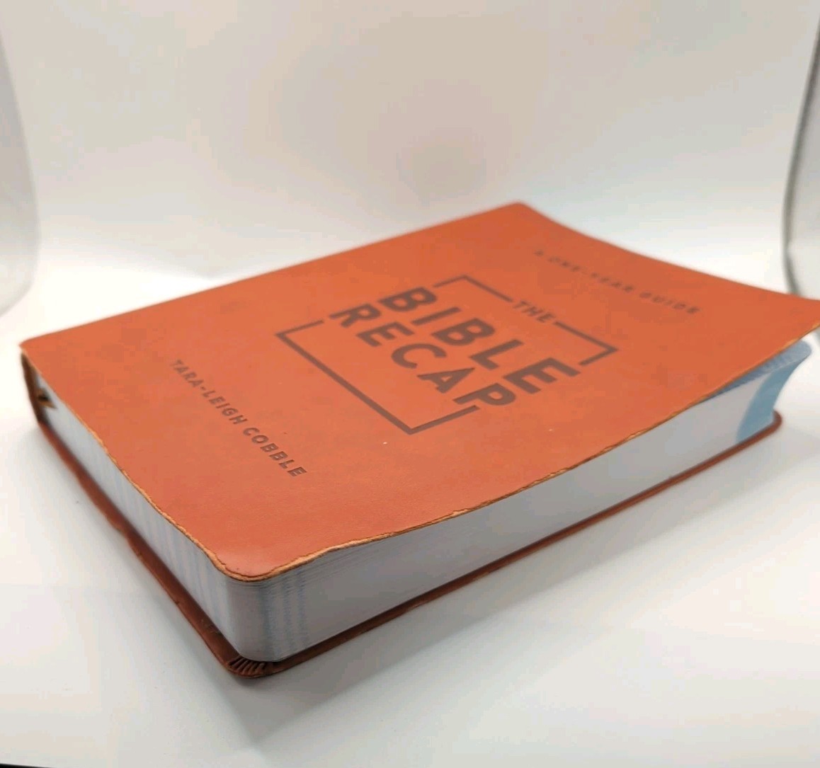 Tara-Leigh Cobble -The Bible Recap: A One-Year Guide To Read Understanding Study