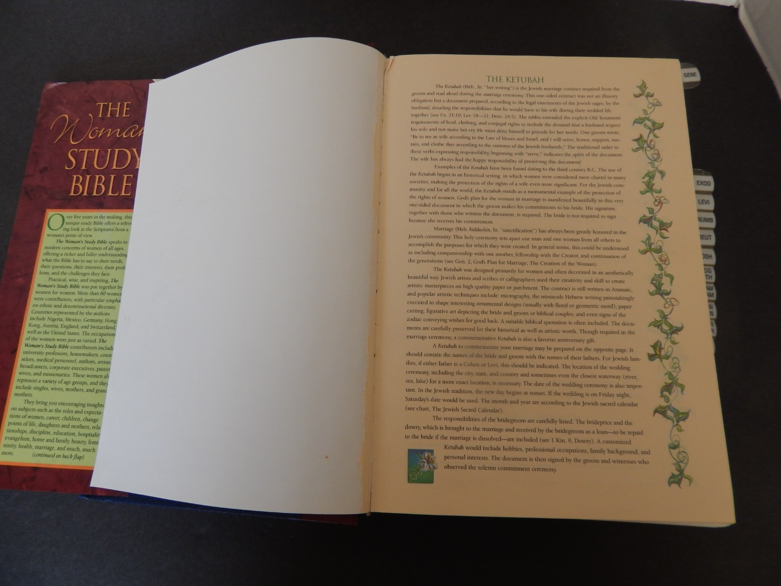 Woman’s Study Bible NKJV by Thomas Nelson Pub. (HBDJ 1995)