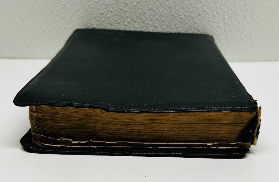 Vntg Black Oxford KJV HOLY BIBLE Leather New Scofield Edition Thumb Index c.1967
