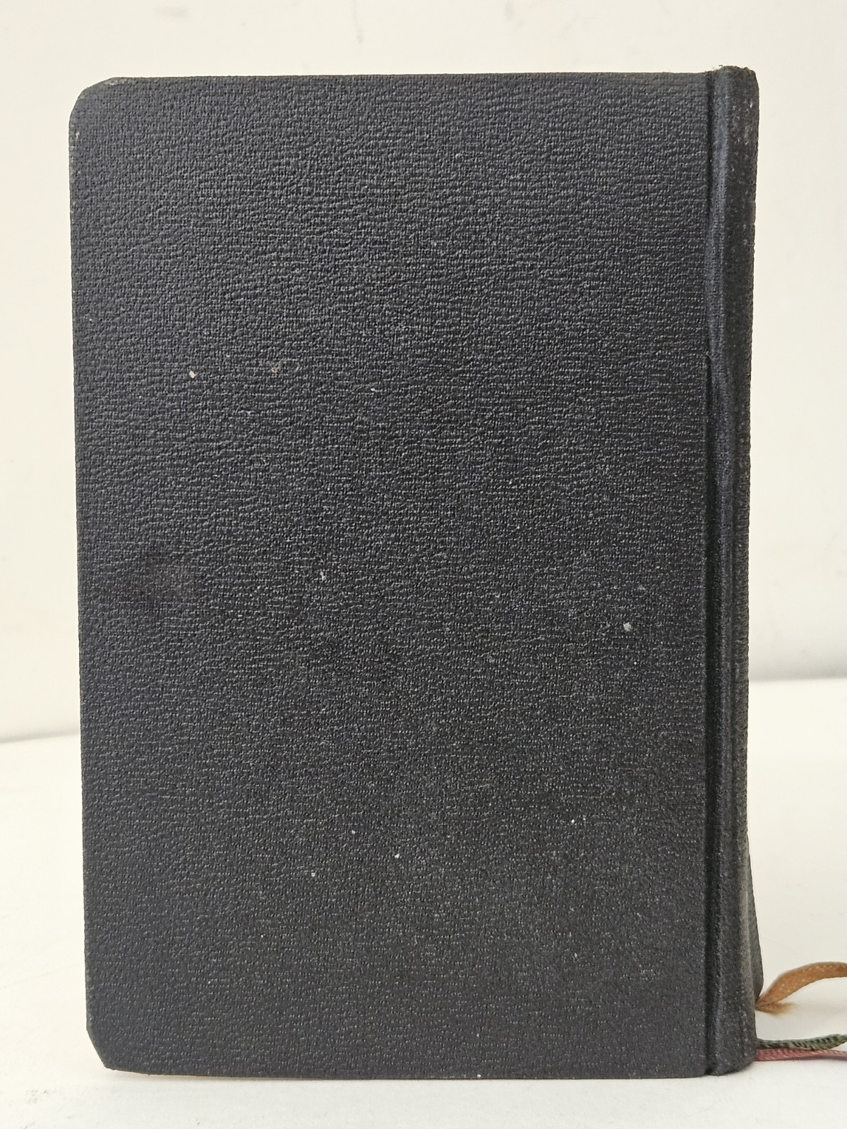 1964 St Paul Daily Missal Hardcover Ribbon Bookmarks 4×6.5 In. 2 In. Thick.