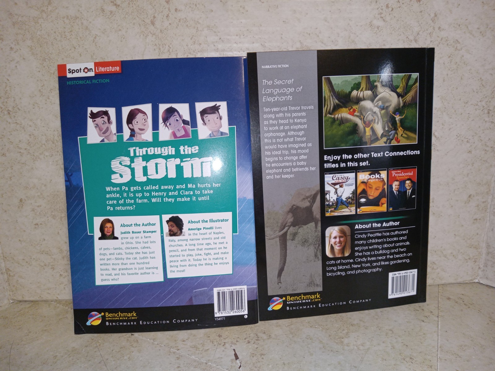 BENCHMARK EDUCATION Reading Books Lot (7) GRADE 4 Level Mixed Authors BRAND NEW