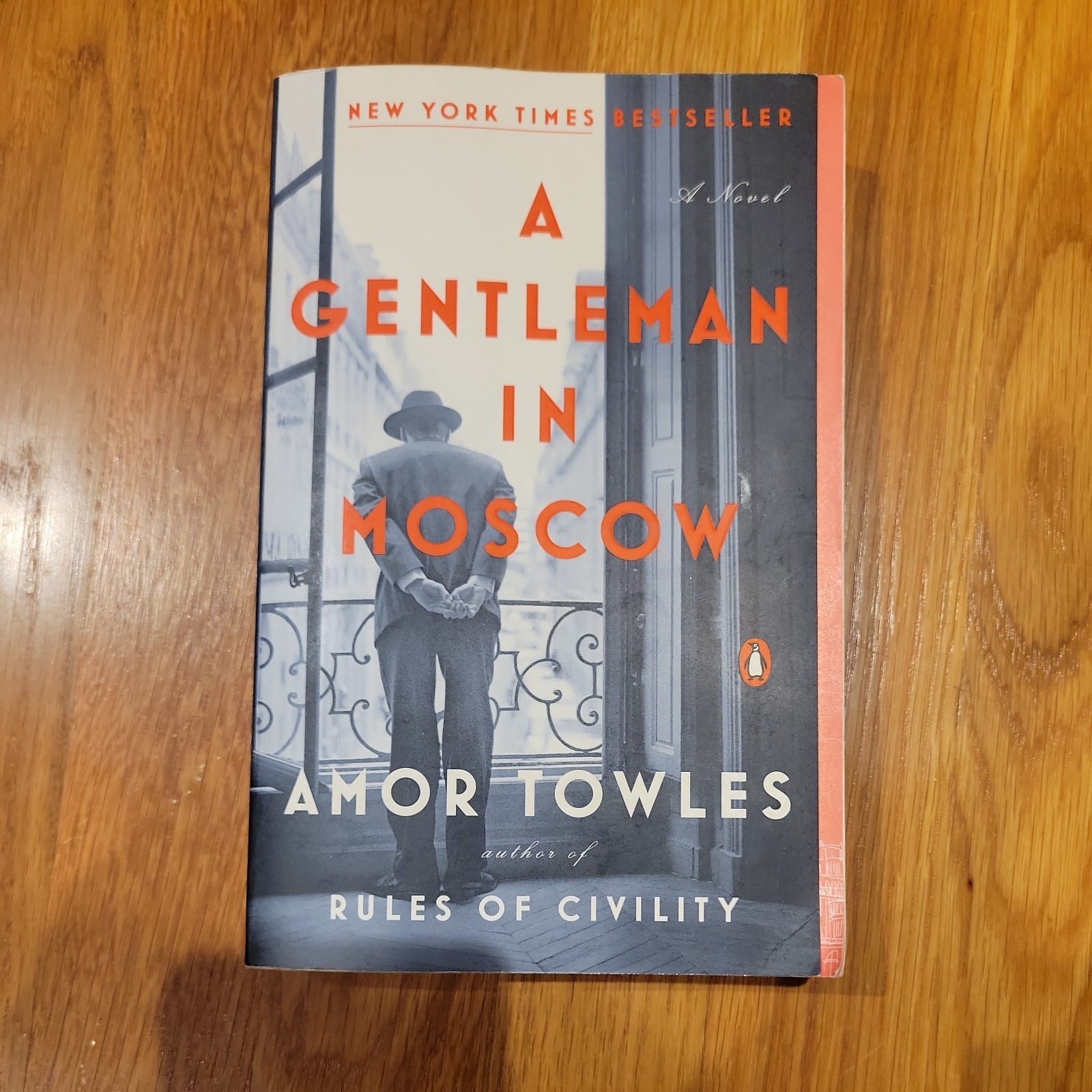 A Gentleman in Moscow – Paperback By Towles, Amor bx1