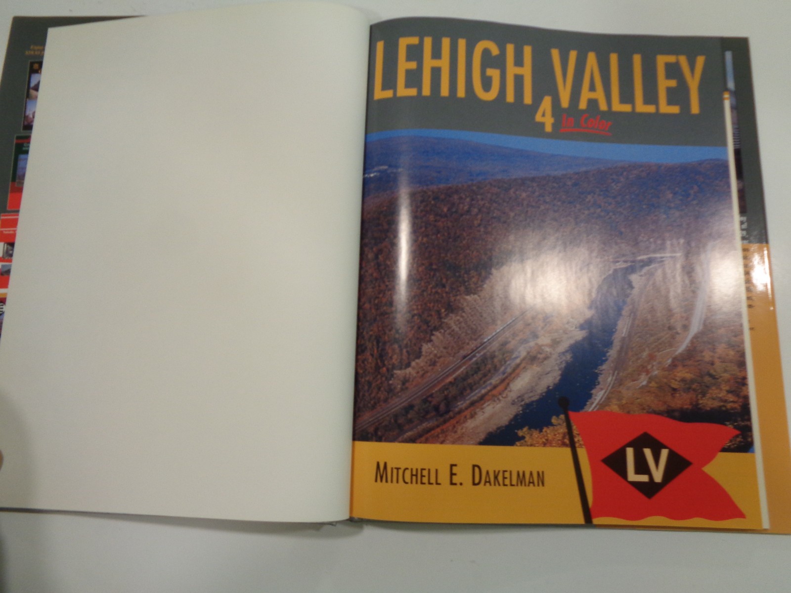 Lehigh Valley 4 in Color HBDJ Railroad History Morning Sun Books