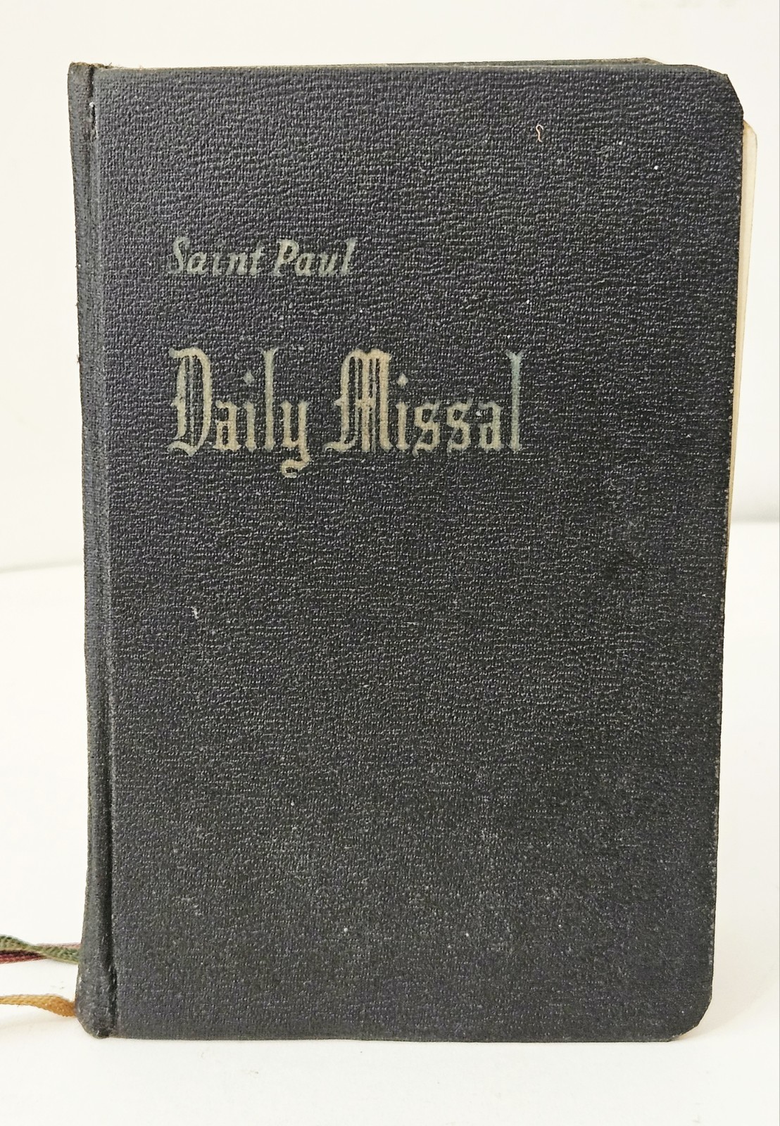 1964 St Paul Daily Missal Hardcover Ribbon Bookmarks 4×6.5 In. 2 In. Thick.