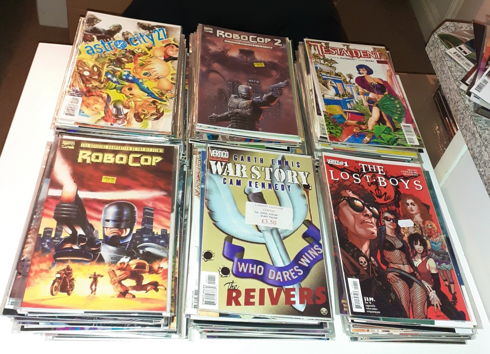 306x Huge COMICS lot 1980s 2000s Hellraiser Elektra Star Wars Hulk Vertigo Epic
