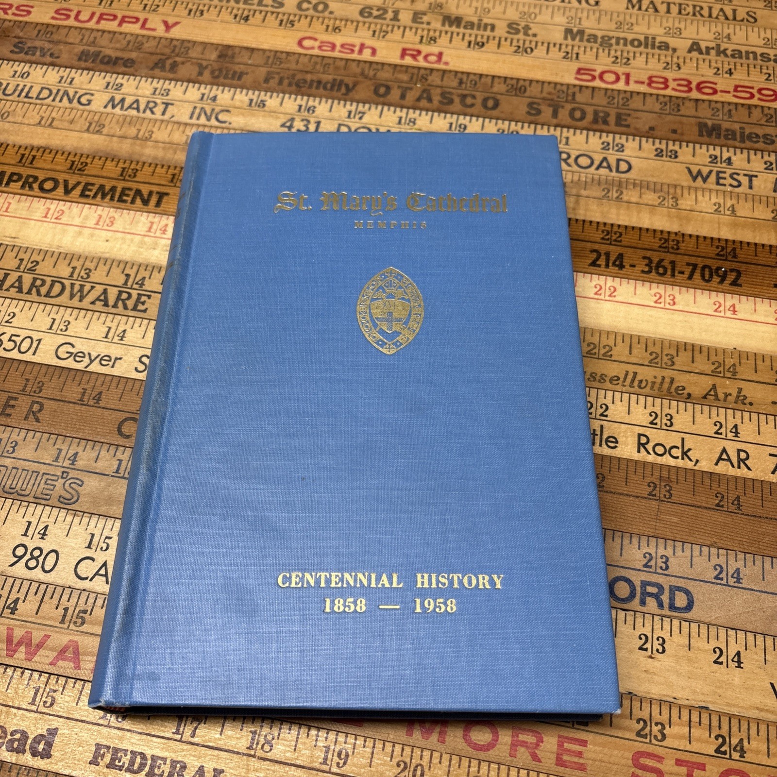 St. Mary’s Cathedral of Memphis HB w/out dj-1958-John H. Davis-264 pages