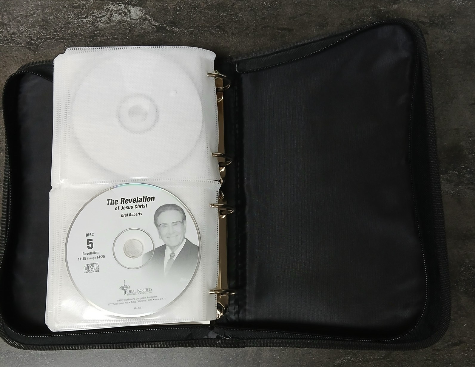 Oral Roberts 73‑Disc New Testament Audio Commentary Set Missing Final Disc RARE