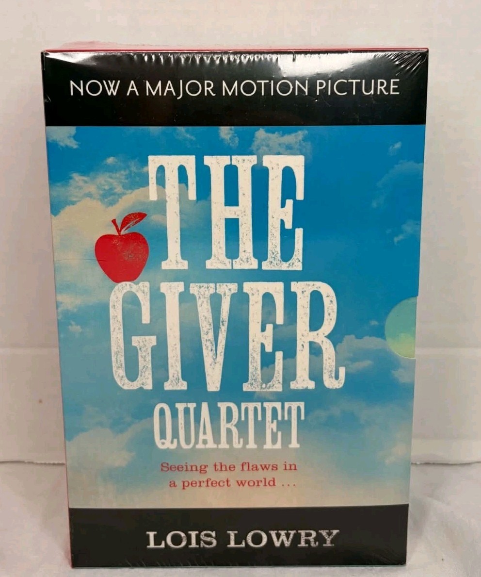 NEW The Giver Quartet 4 Books Set Dystopian Fiction Book Gift Collection Library