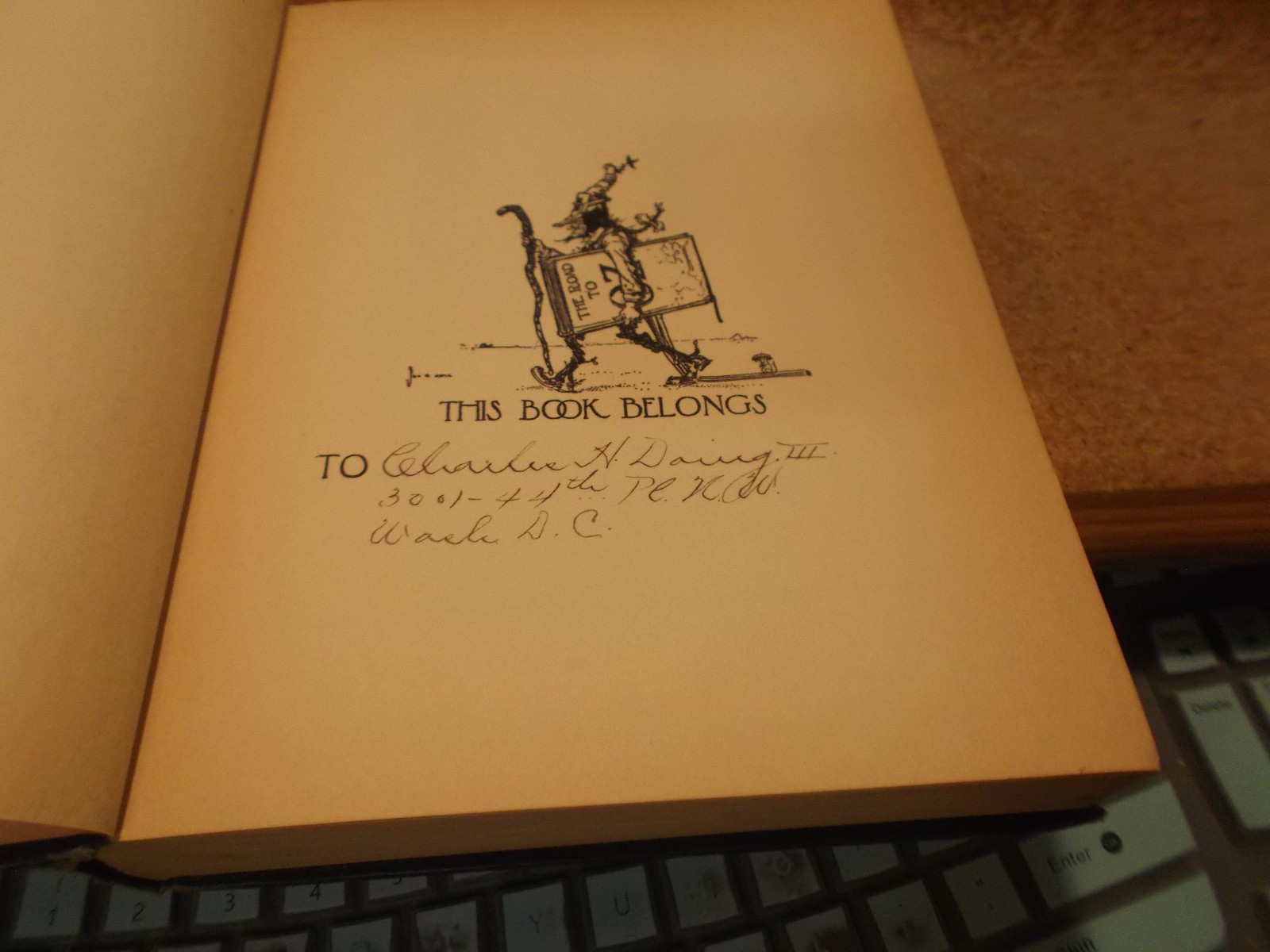 12 – Oz Books by L. Frank Baum – Illust by J. Neill – Reilly & Lee – HC
