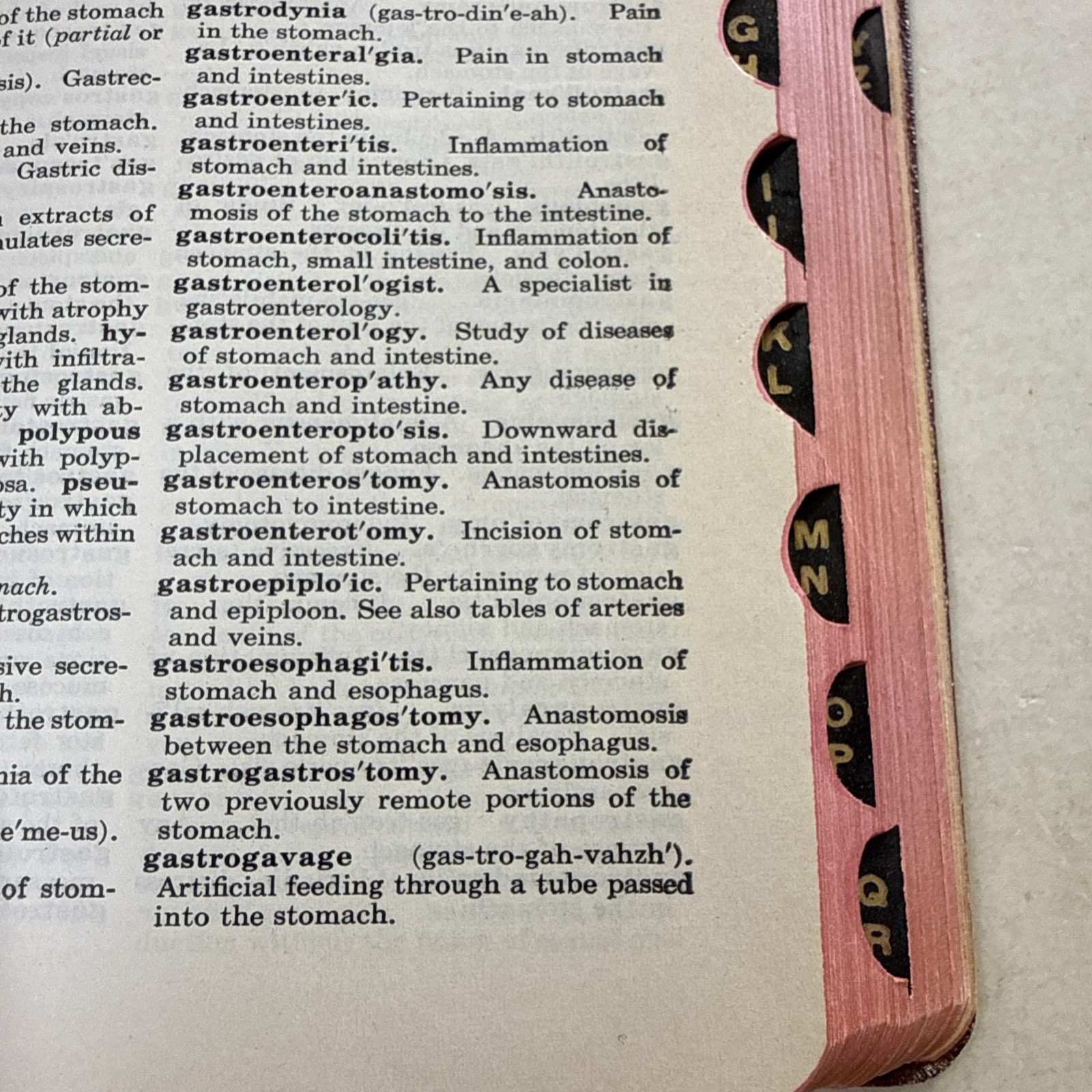 American pocket Medical Dictionary Vintage 1955 Anatomy disease doctor office