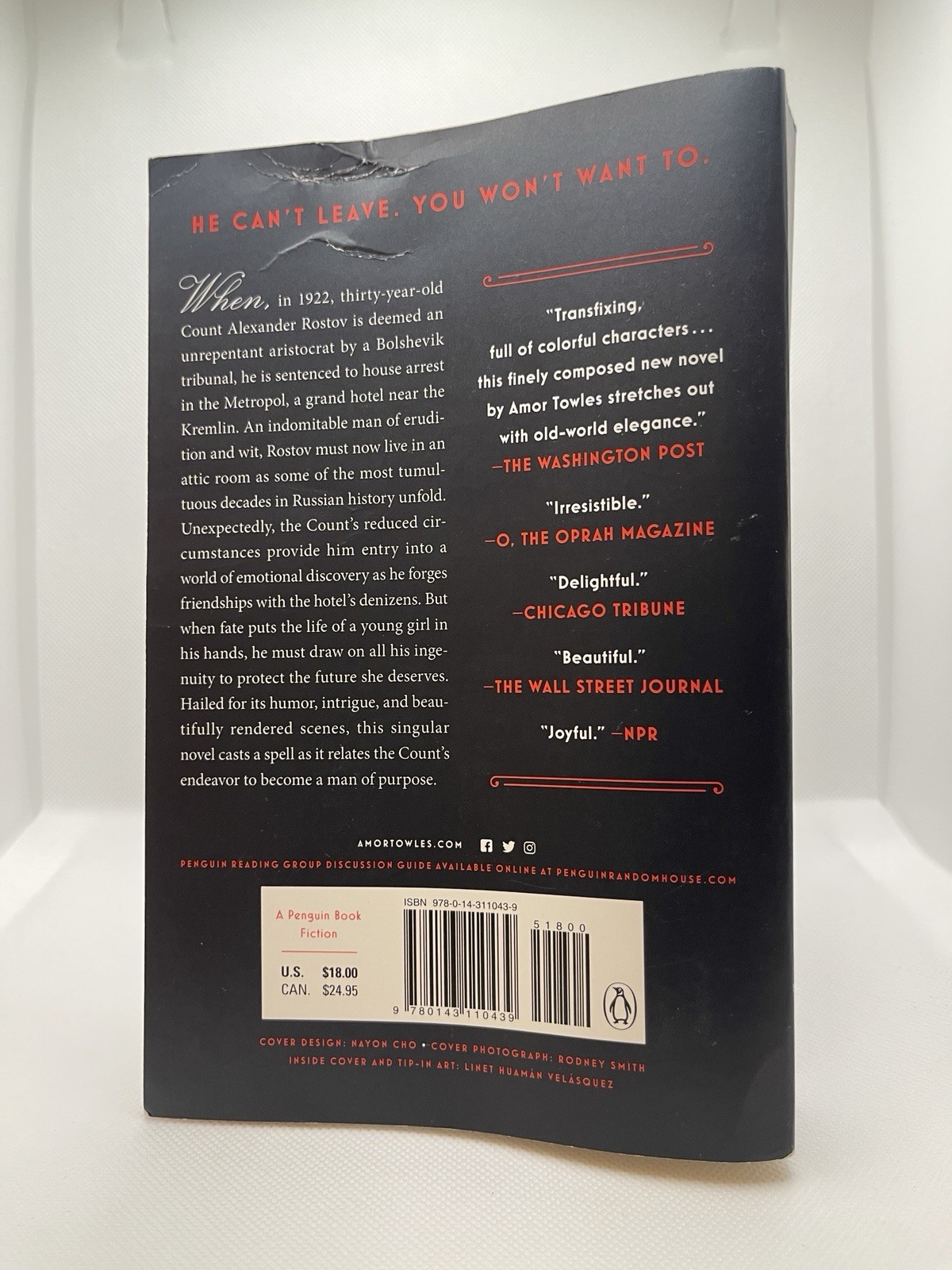 Gentleman in Moscow : A Novel by Amor Towles (2019, Trade Paperback)