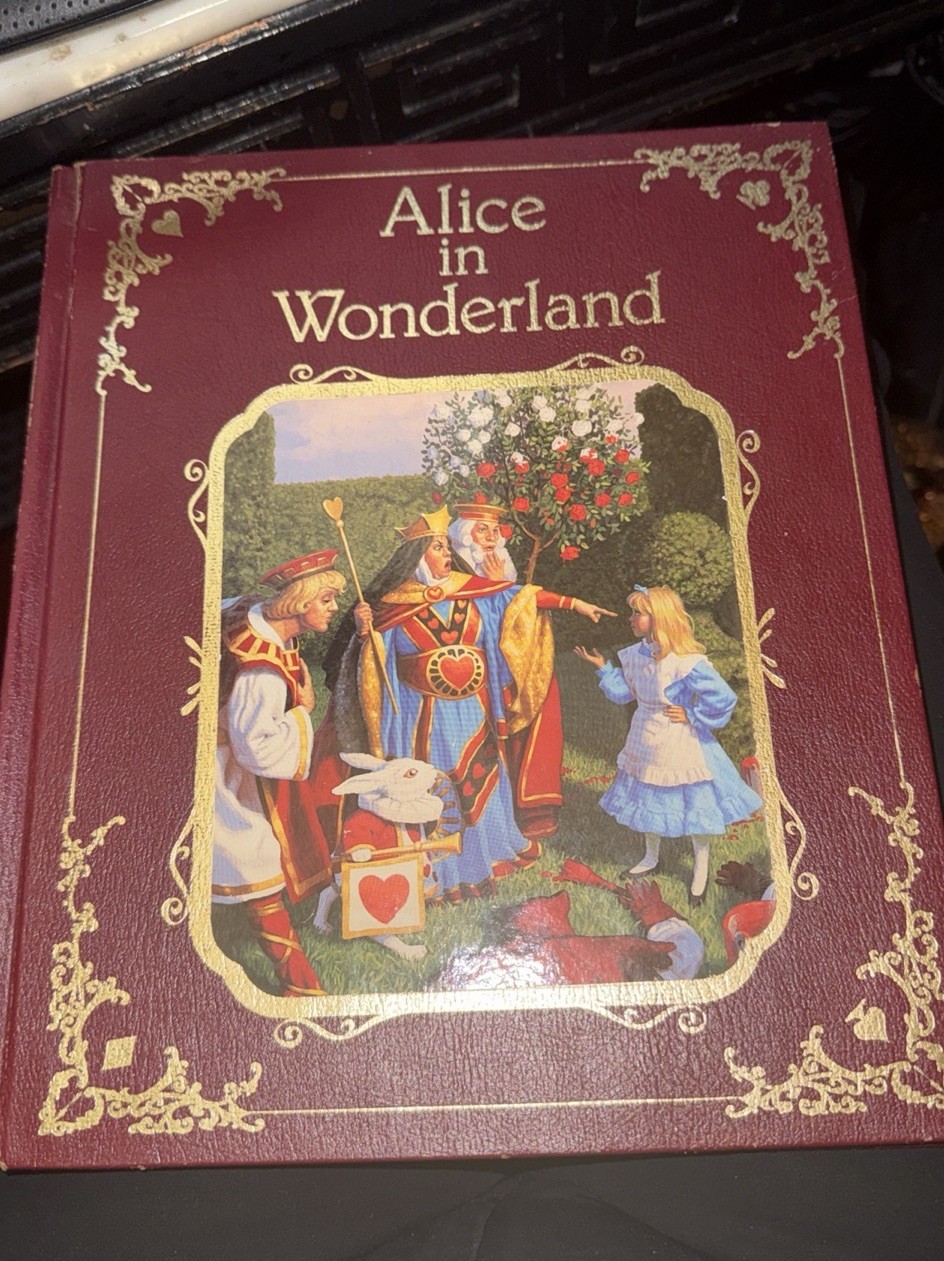 Alice in Wonderland (Hardcover, 1990) RARE ILLUSTRATED EDITION