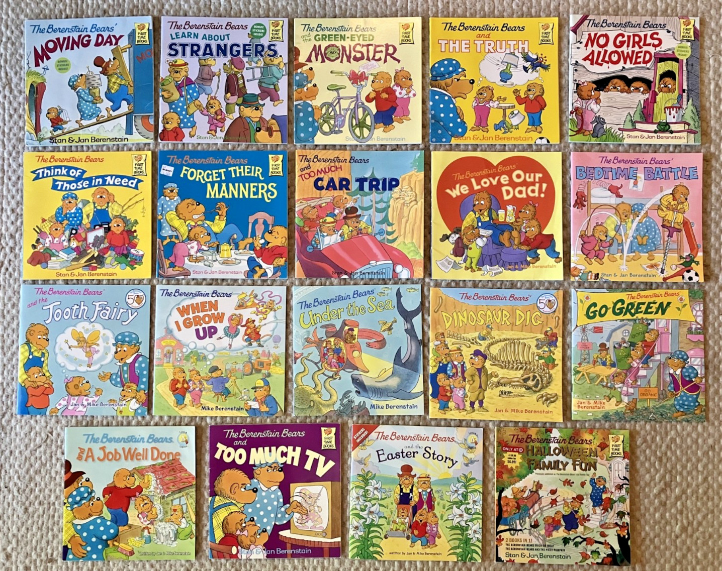 Lot of 19 Berenstain Bears Books Lot by Stan & Jan Berenstain Set NICE!