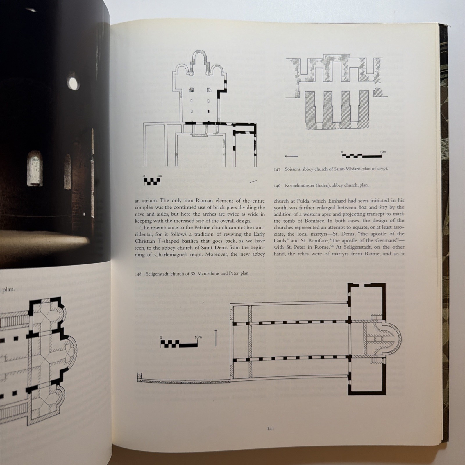 Origins of Medieval Architecture Building in Europe A.D. 600-900 Chas McClendon