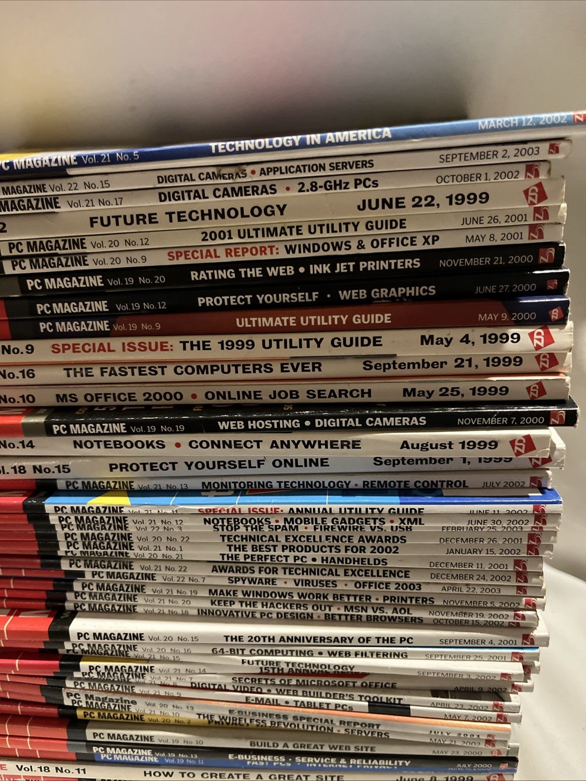PC Magazine Lot of 48 Computer Magazine Multi Years 1999-2001