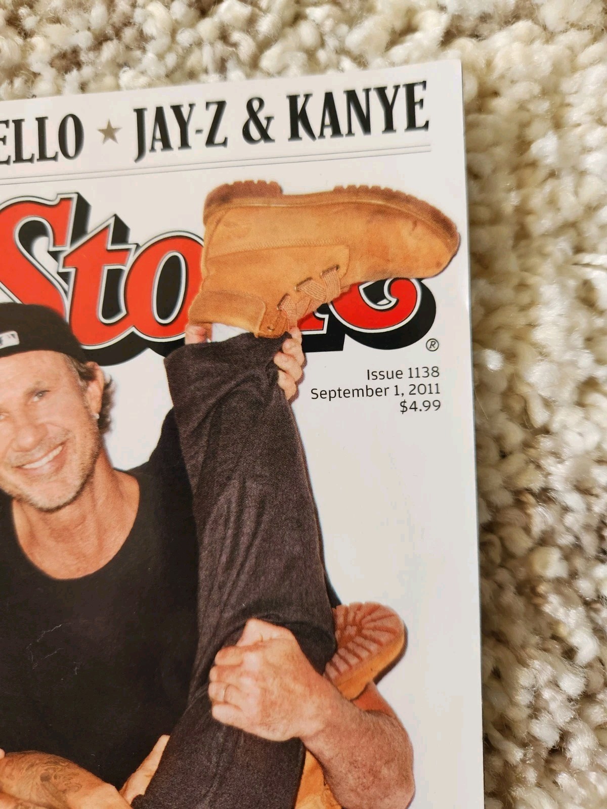 Rolling Stone Magazine RED HOT CHILI PEPPERS Excellent Condition #1138 SEPT 2011