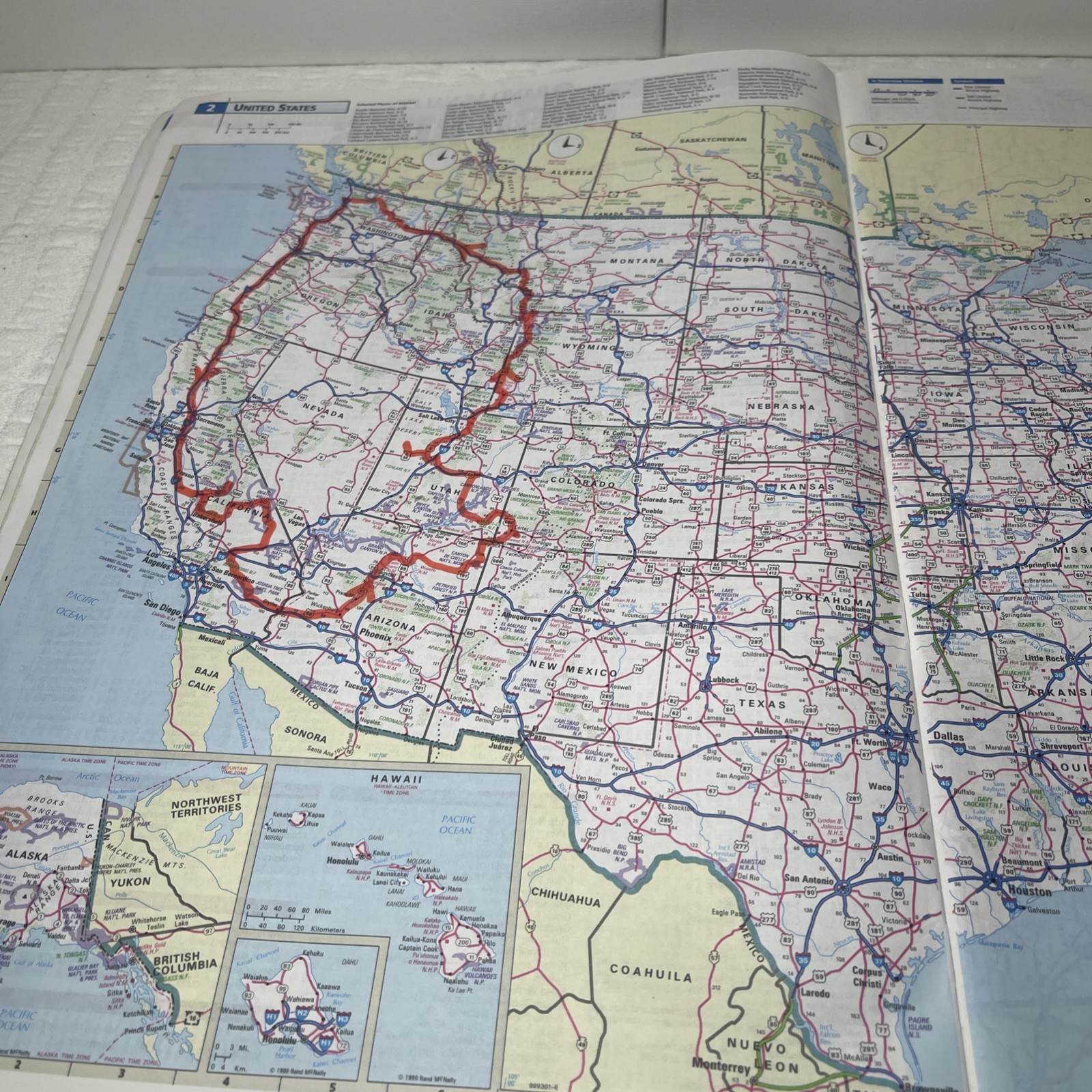 Rand McNally Road Atlas 1999: United States, Canada, Mexico