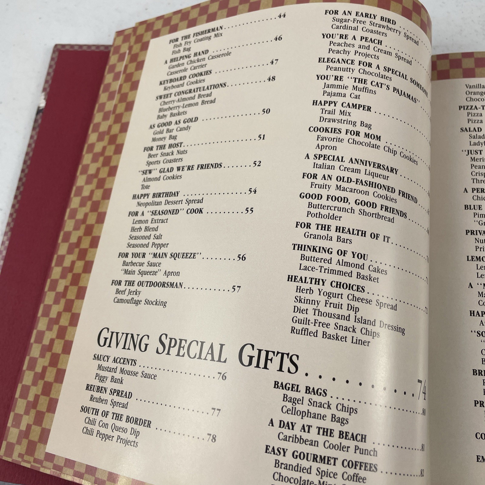Gifts That Taste Good Anne Young hardcover leisure, arts, memories In the Making