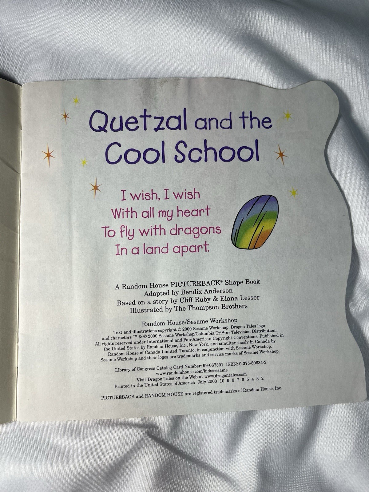 Vintage 2000 Dragon Tales Quetzal & the Cool School Paperback Book Kids