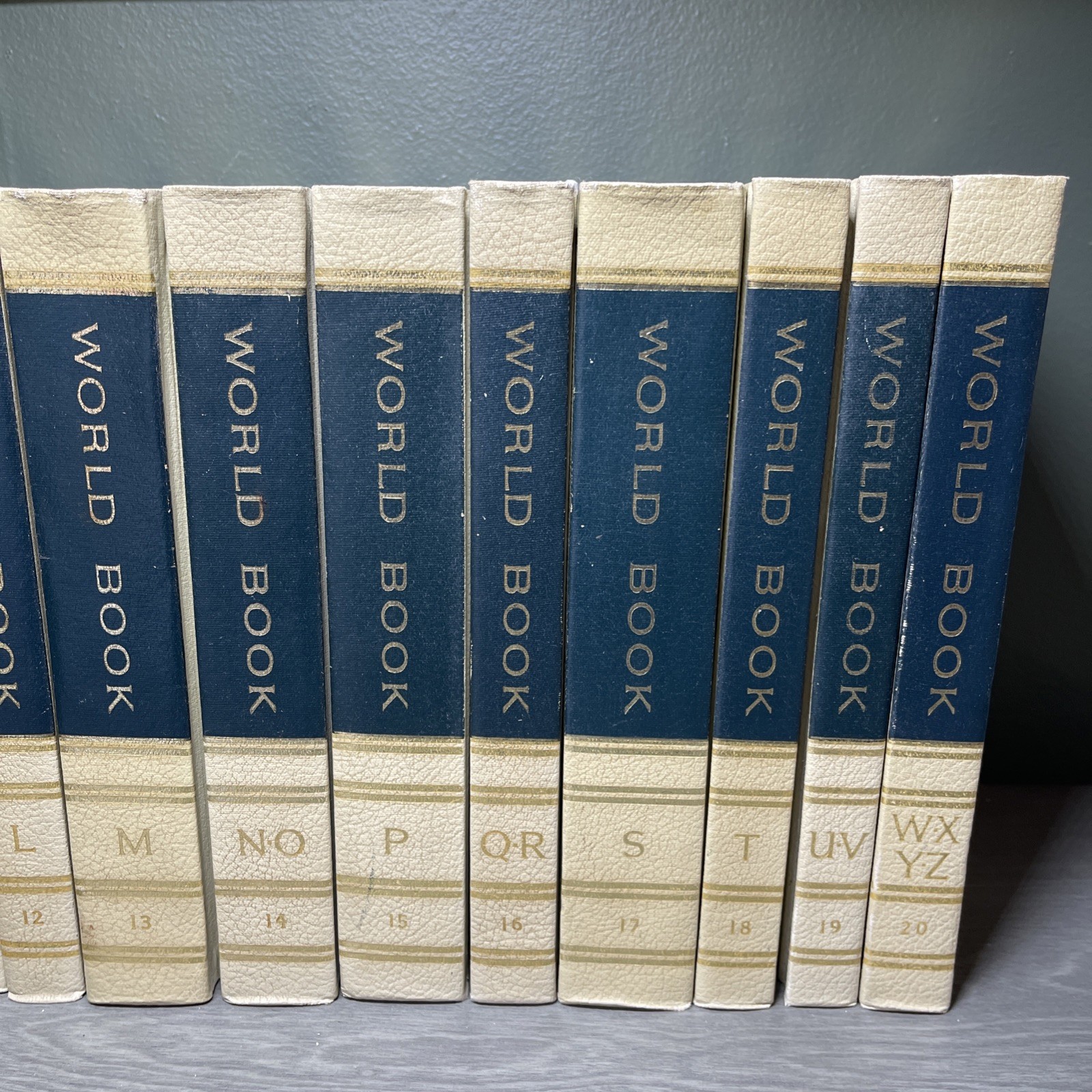 1970 📚THE WORLD BOOK ENCYCLOPEDIA Complete Set Volumes 1-20 A-Z CLEAN Vintage